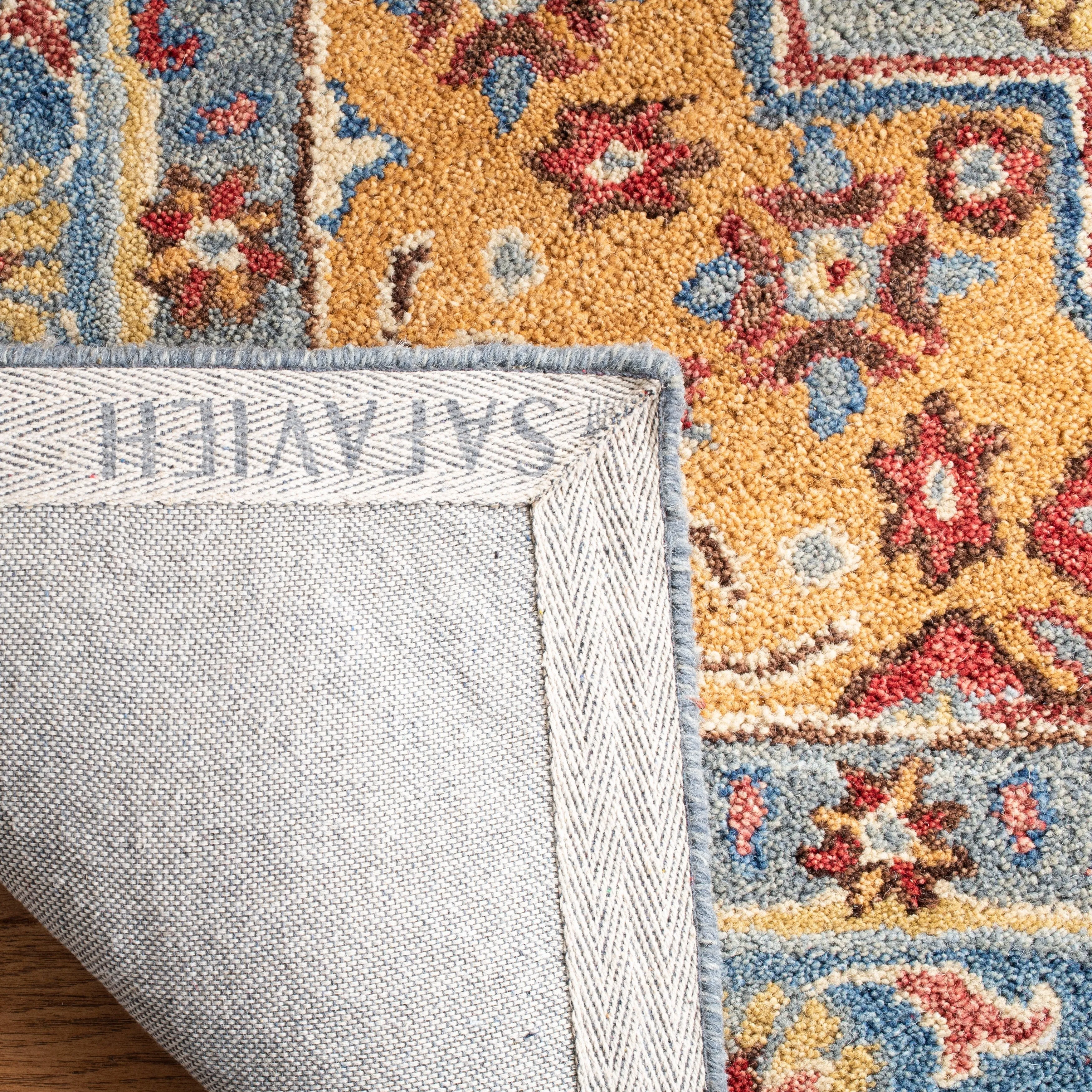 SAFAVIEH Handmade Antiquity Olgerta Traditional Oriental Wool Rug