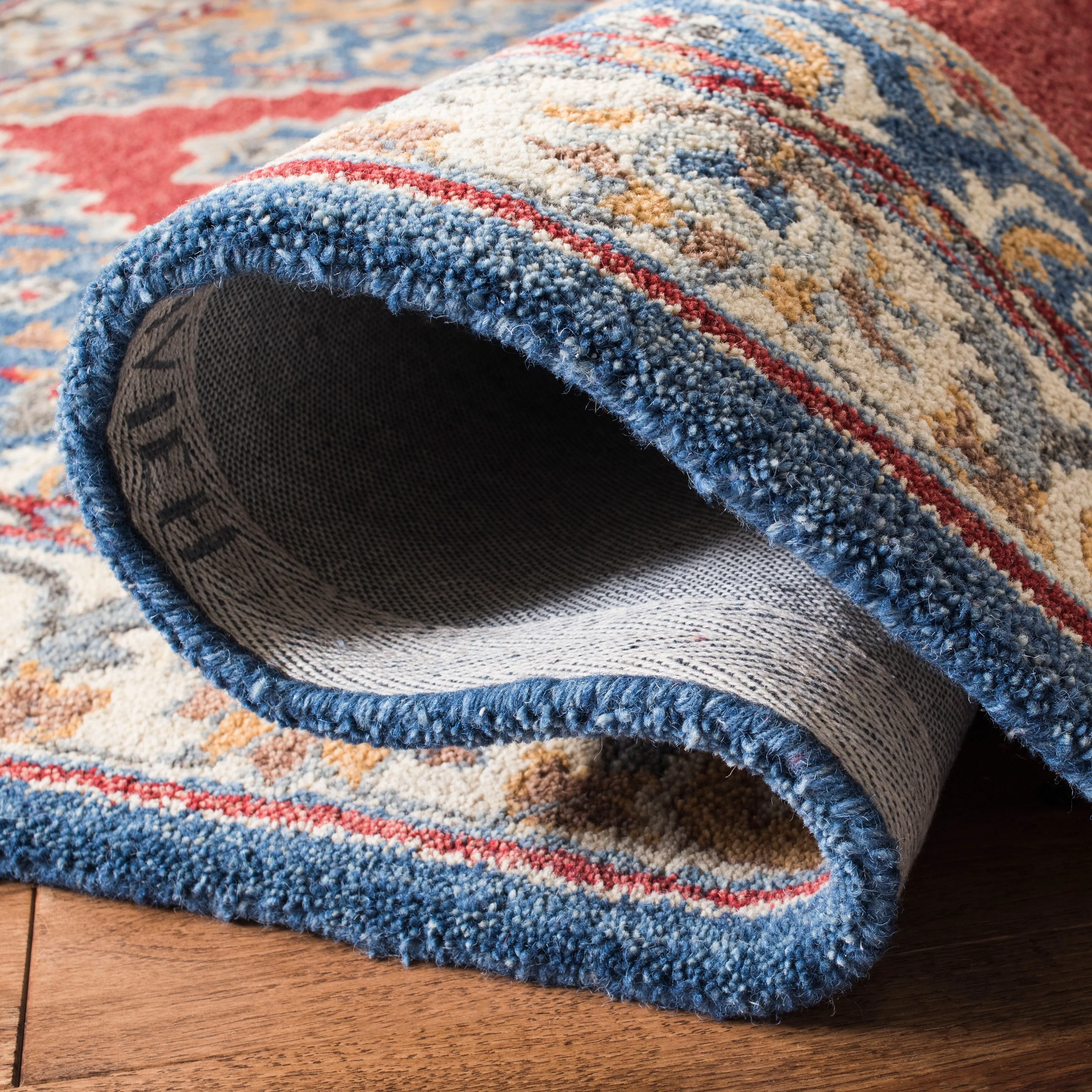 SAFAVIEH Handmade Antiquity Thien Traditional Oriental Wool Rug