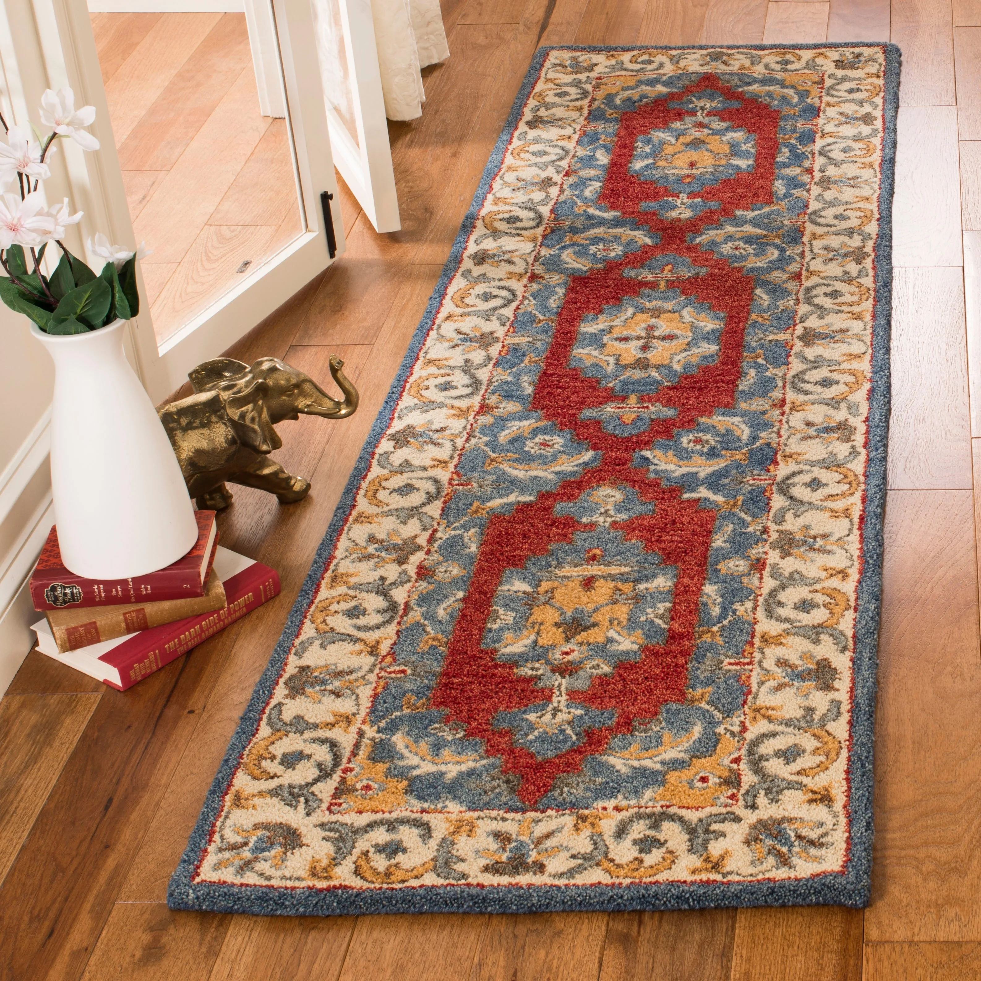 SAFAVIEH Handmade Antiquity Thien Traditional Oriental Wool Rug