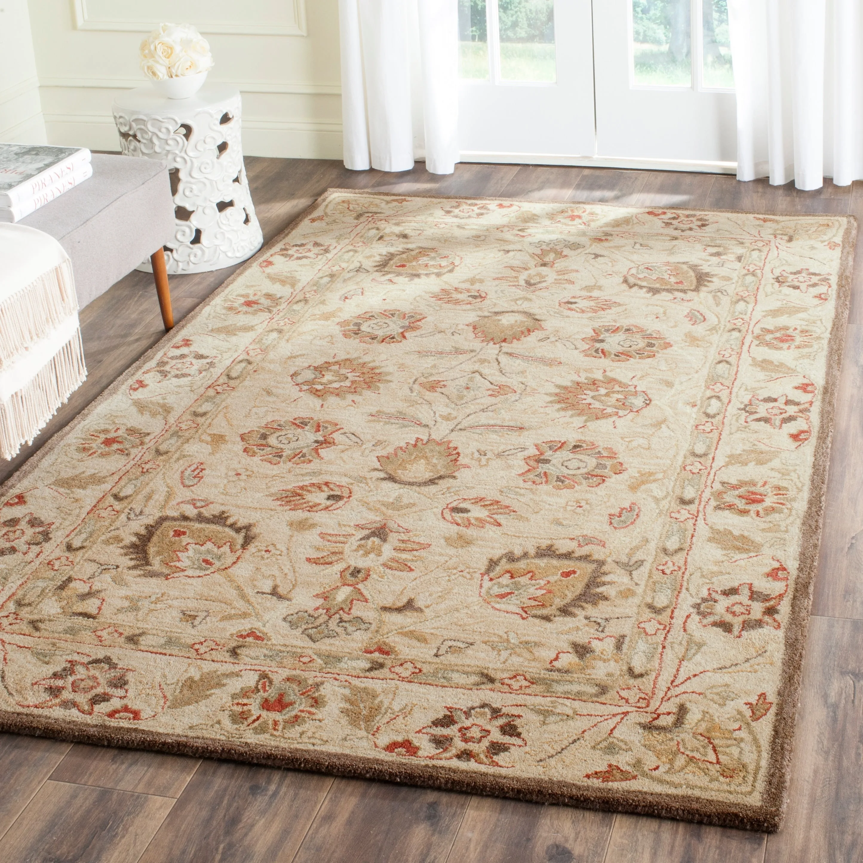 SAFAVIEH Handmade Antiquity Verene Traditional Oriental Wool Rug