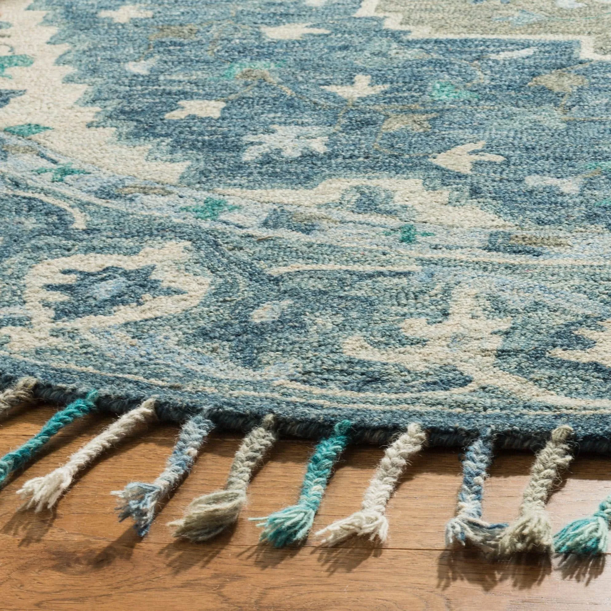 SAFAVIEH Handmade Aspen Corazon Boho Tribal Wool Rug