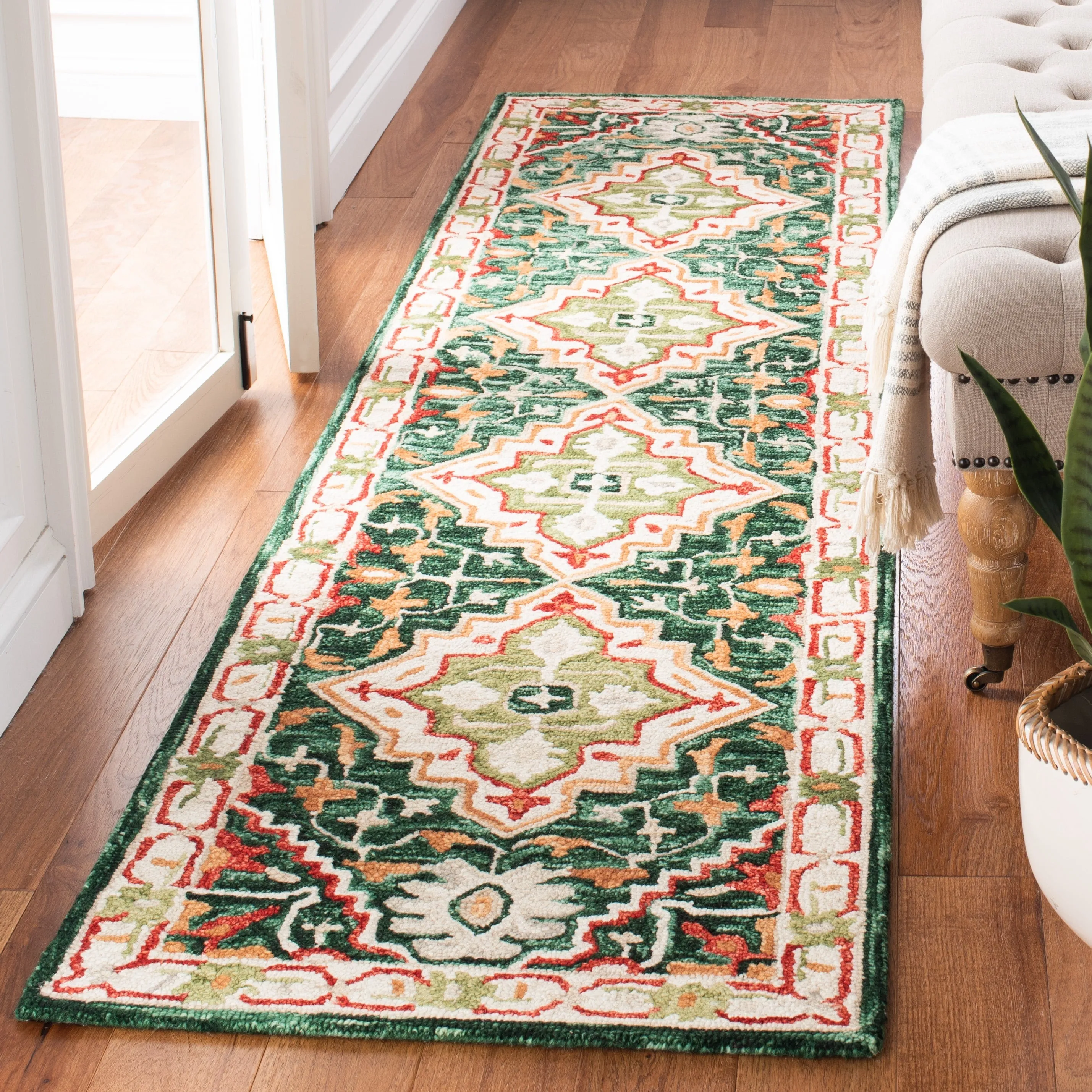 SAFAVIEH Handmade Aspen Haydee Boho Wool Rug