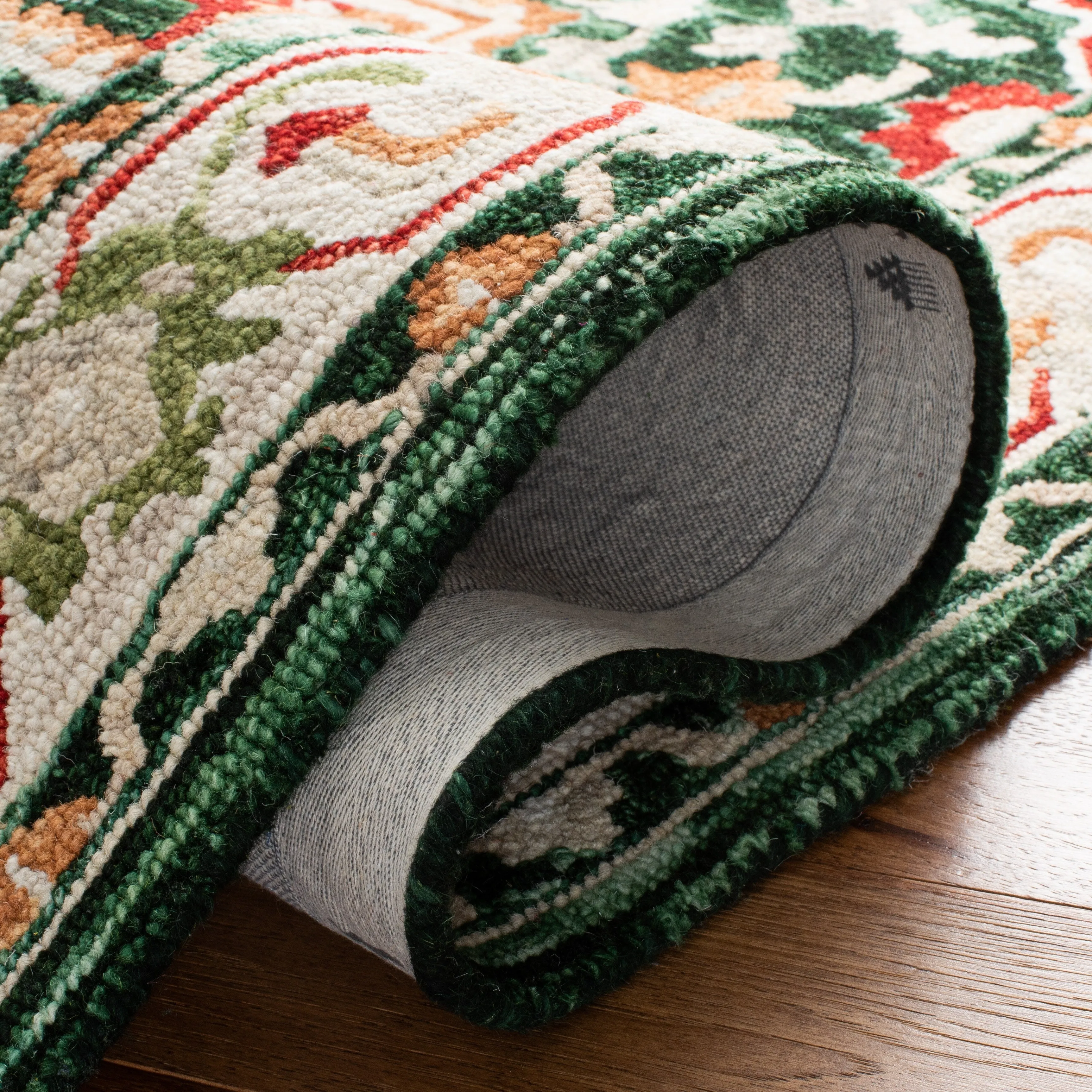 SAFAVIEH Handmade Aspen Haydee Boho Wool Rug