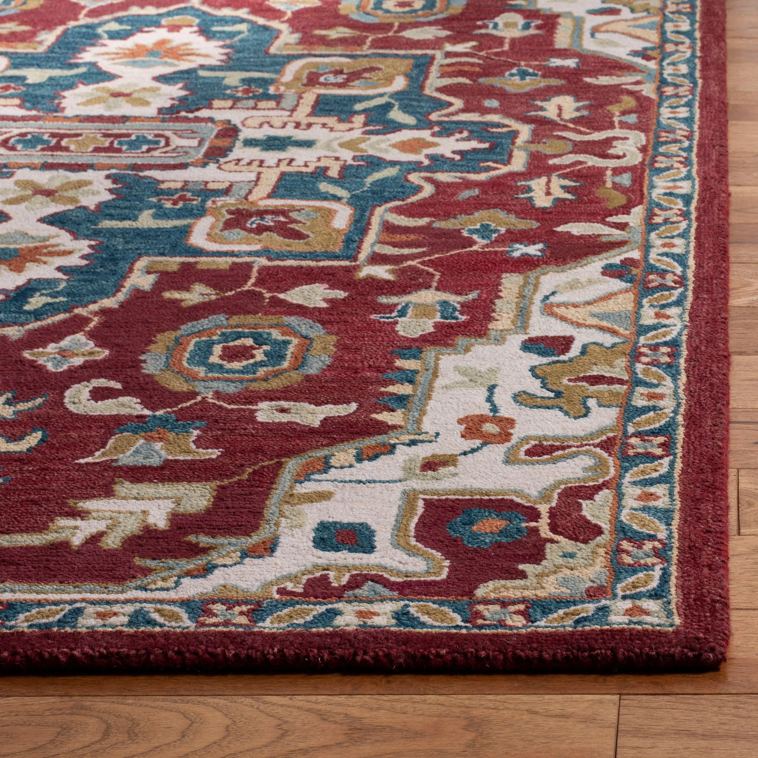 SAFAVIEH Handmade Aspen Renske Boho Tribal Wool Rug
