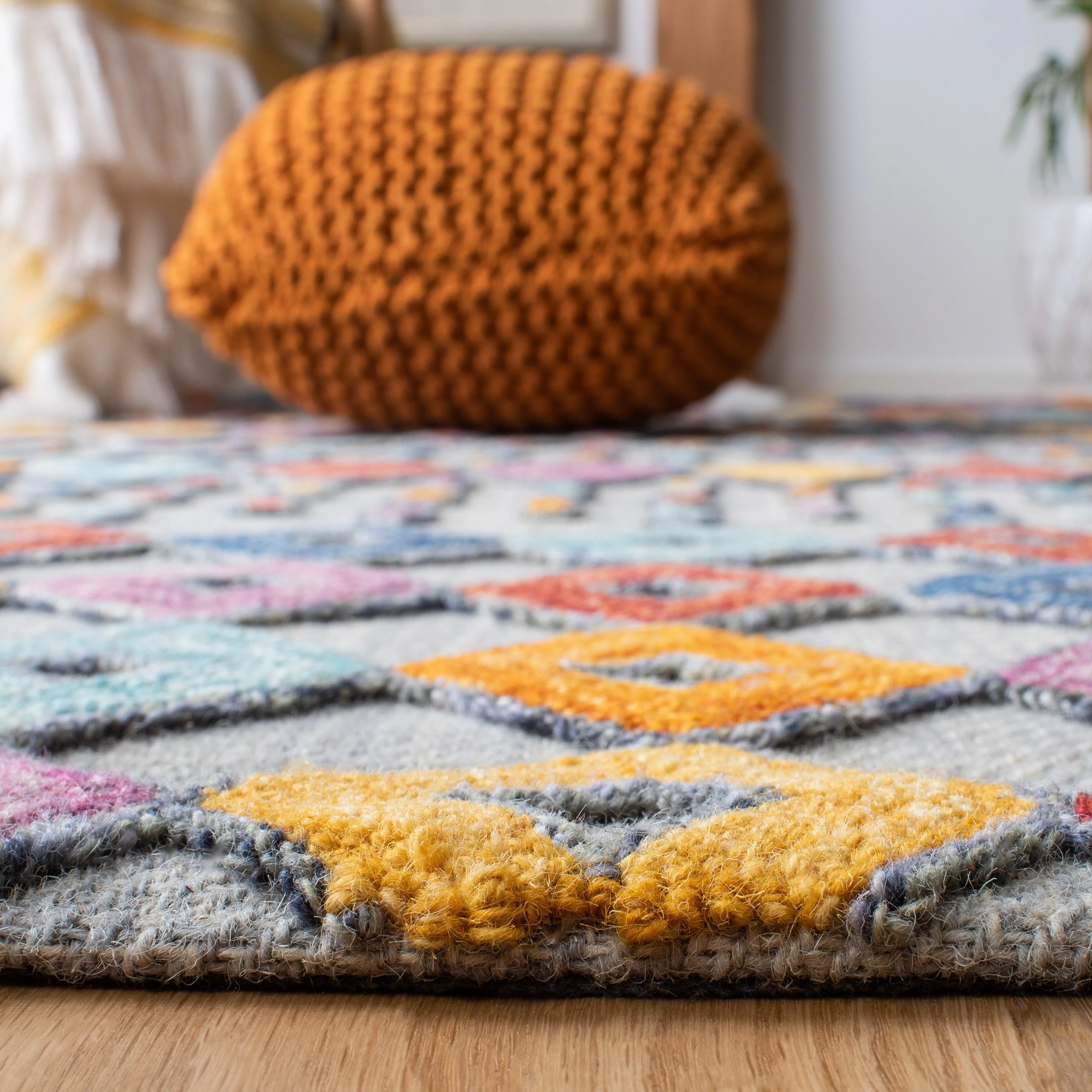 SAFAVIEH Handmade Aspen Shega Moroccan Boho Wool Rug