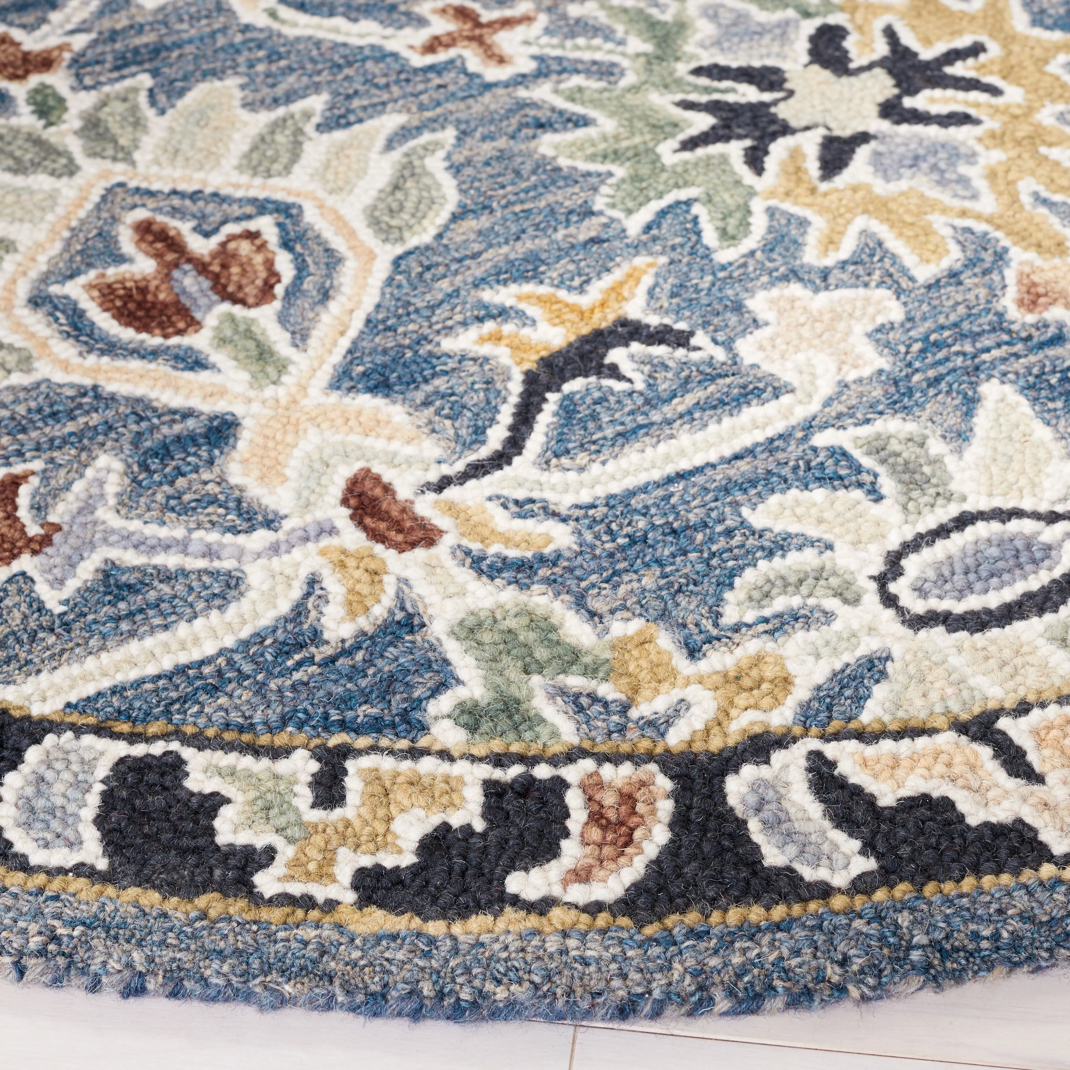 SAFAVIEH Handmade Aspen Vitala Boho Wool Rug