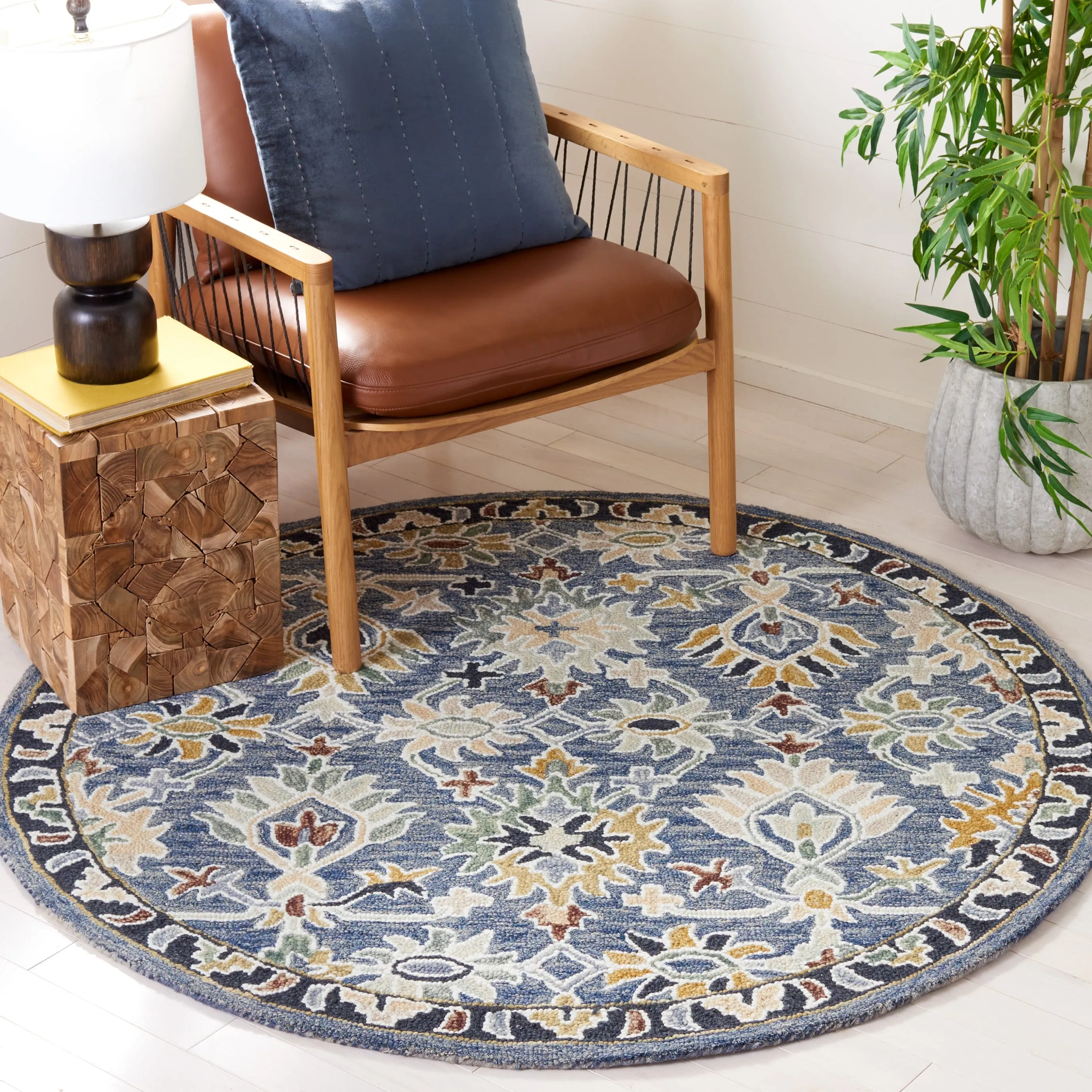 SAFAVIEH Handmade Aspen Vitala Boho Wool Rug
