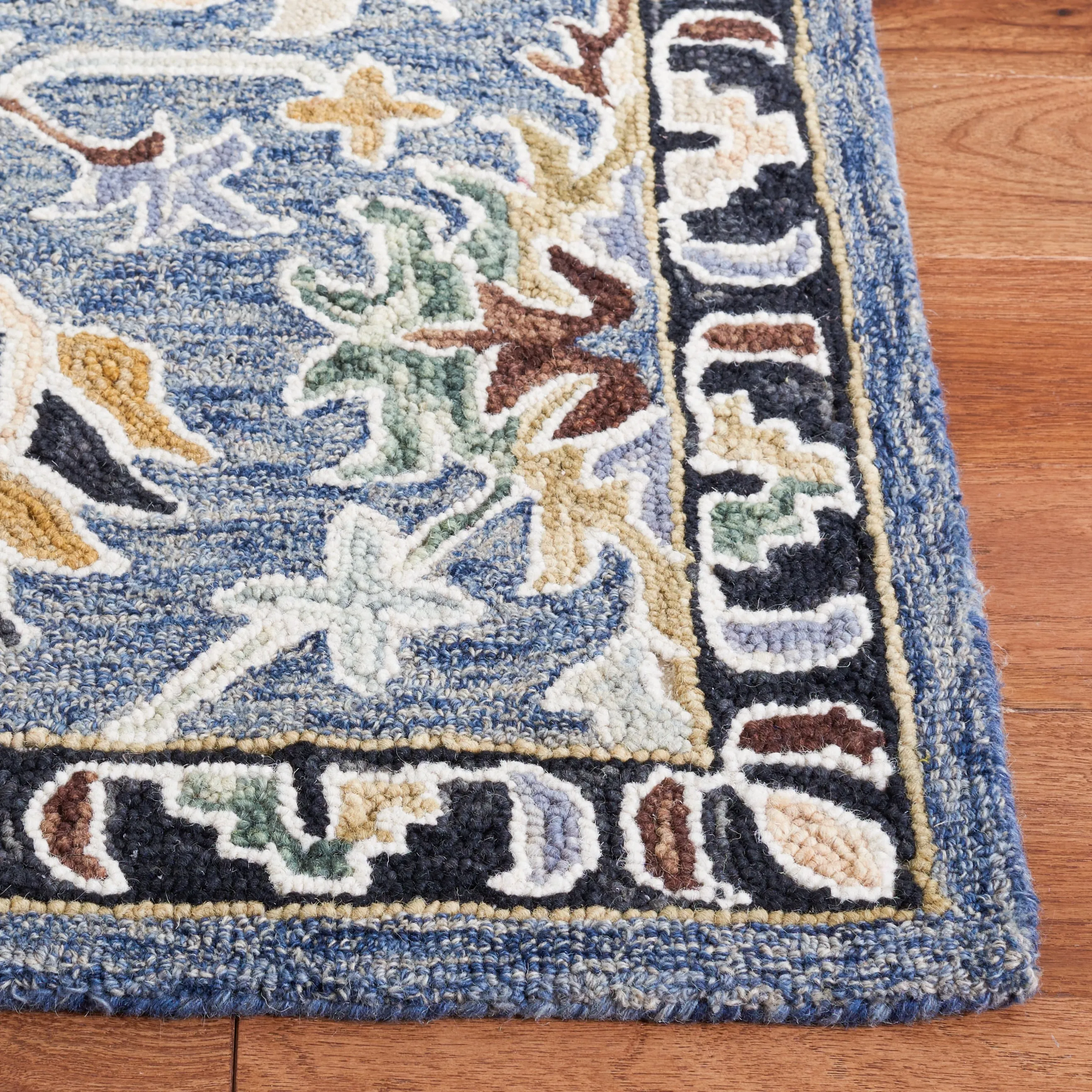 SAFAVIEH Handmade Aspen Vitala Boho Wool Rug