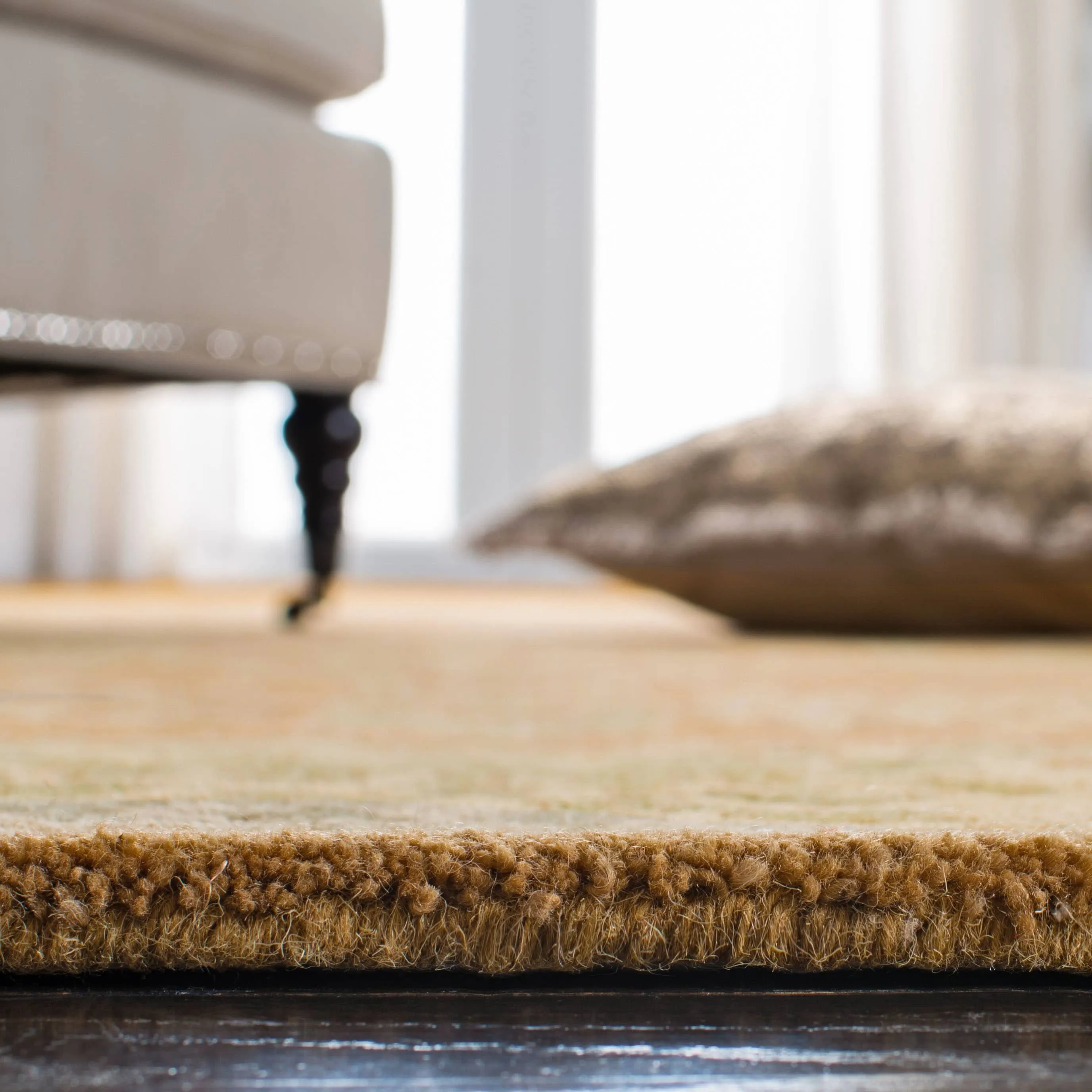 SAFAVIEH Handmade Bergama Judica Oriental Hand-spun Wool Rug