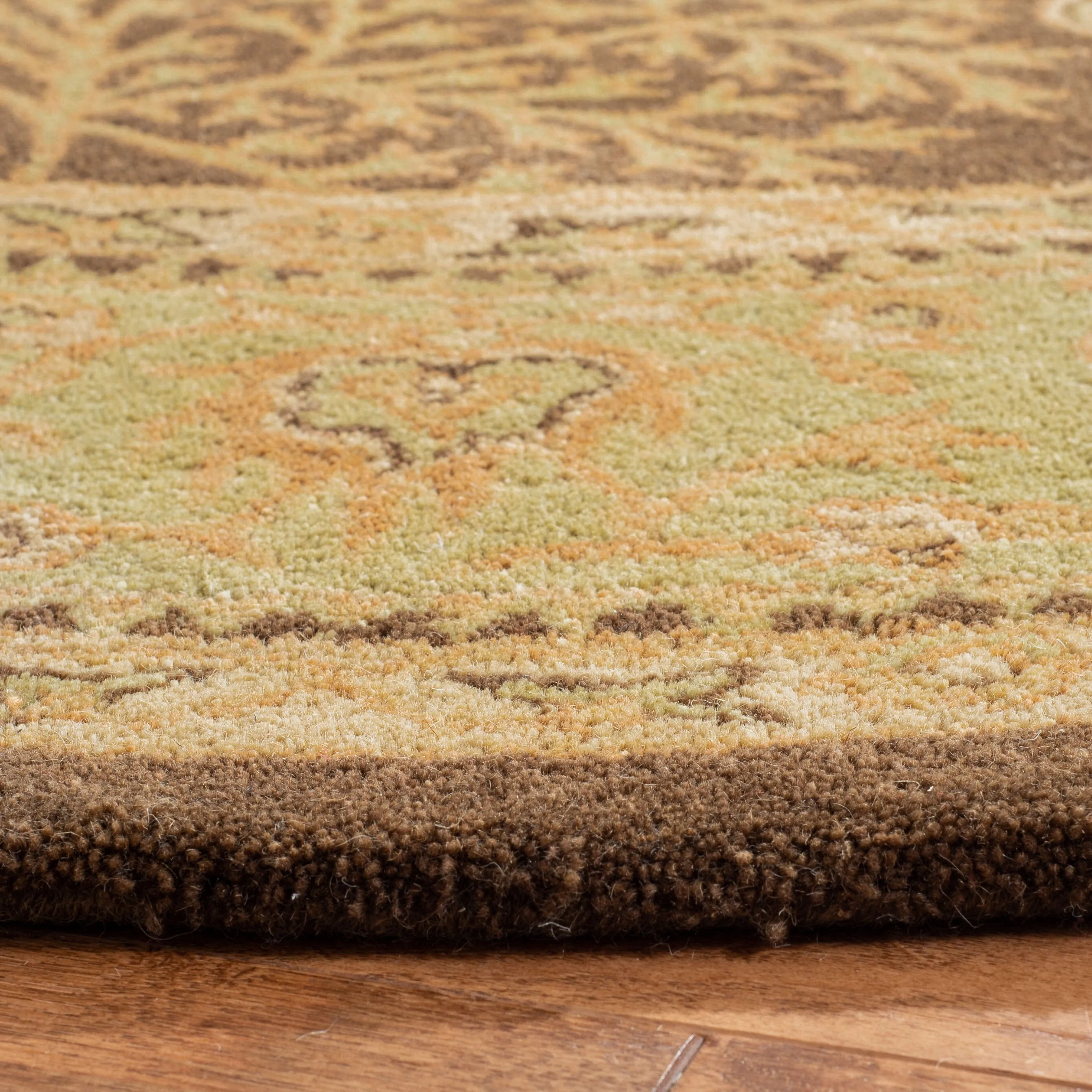 SAFAVIEH Handmade Bergama Judica Oriental Hand-spun Wool Rug
