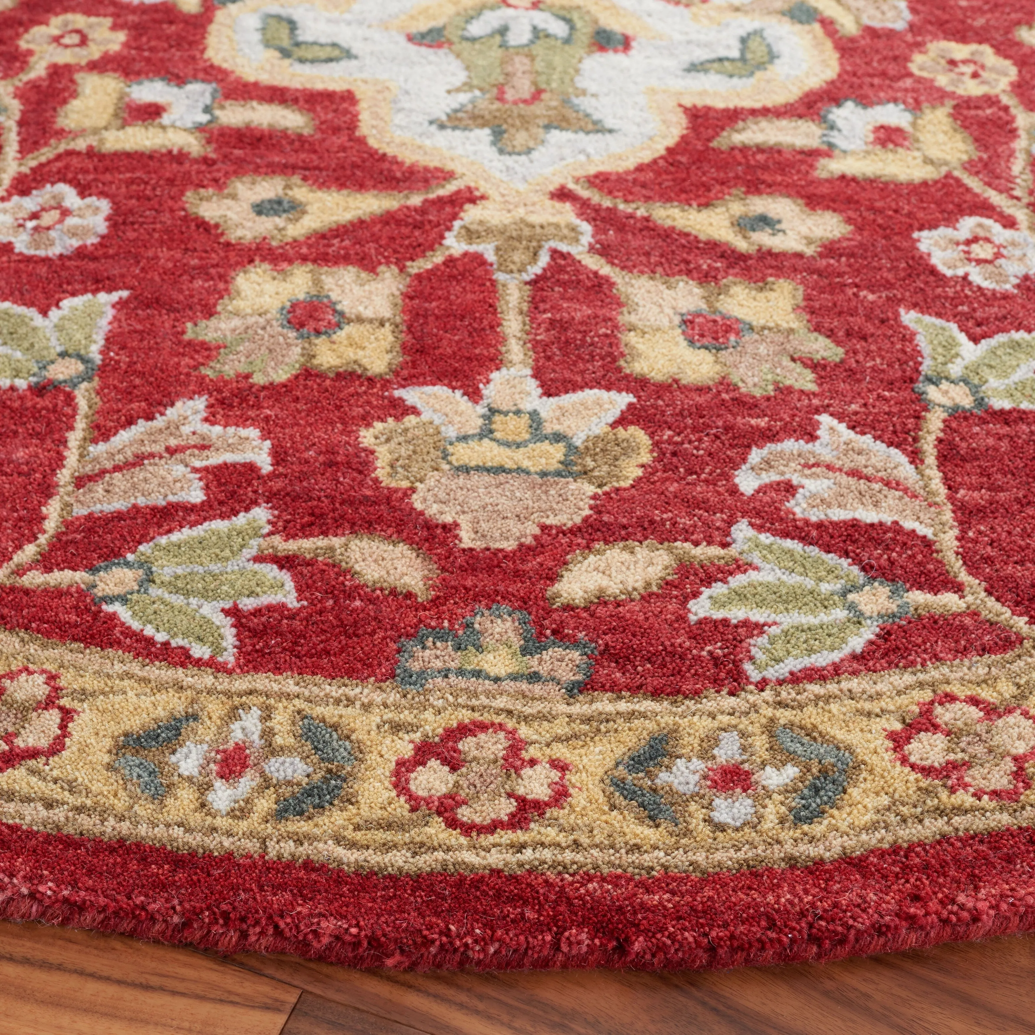 SAFAVIEH Handmade Blossom Arnlaug French Country Wool Rug