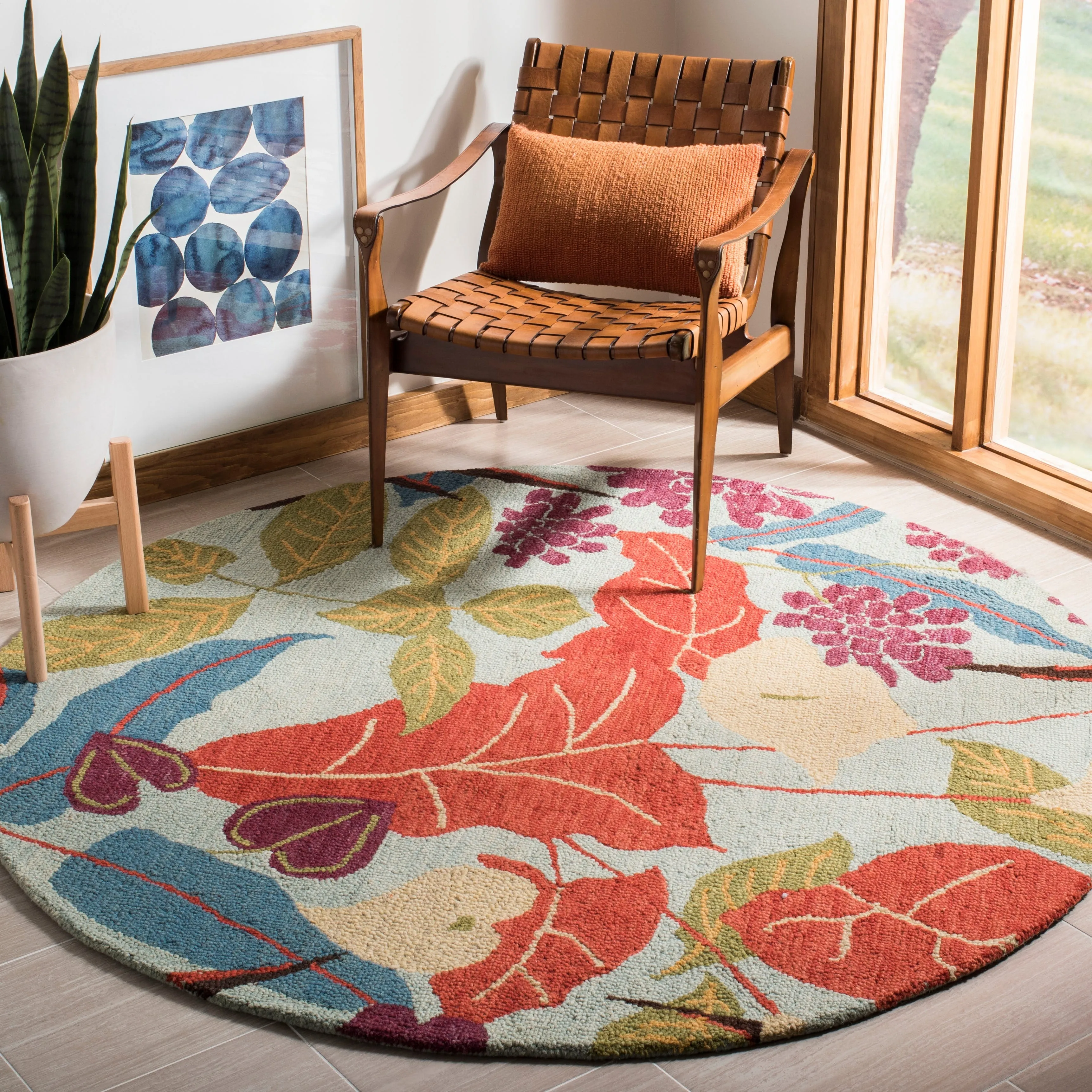 SAFAVIEH Handmade Blossom Celene Traditional Wool Rug
