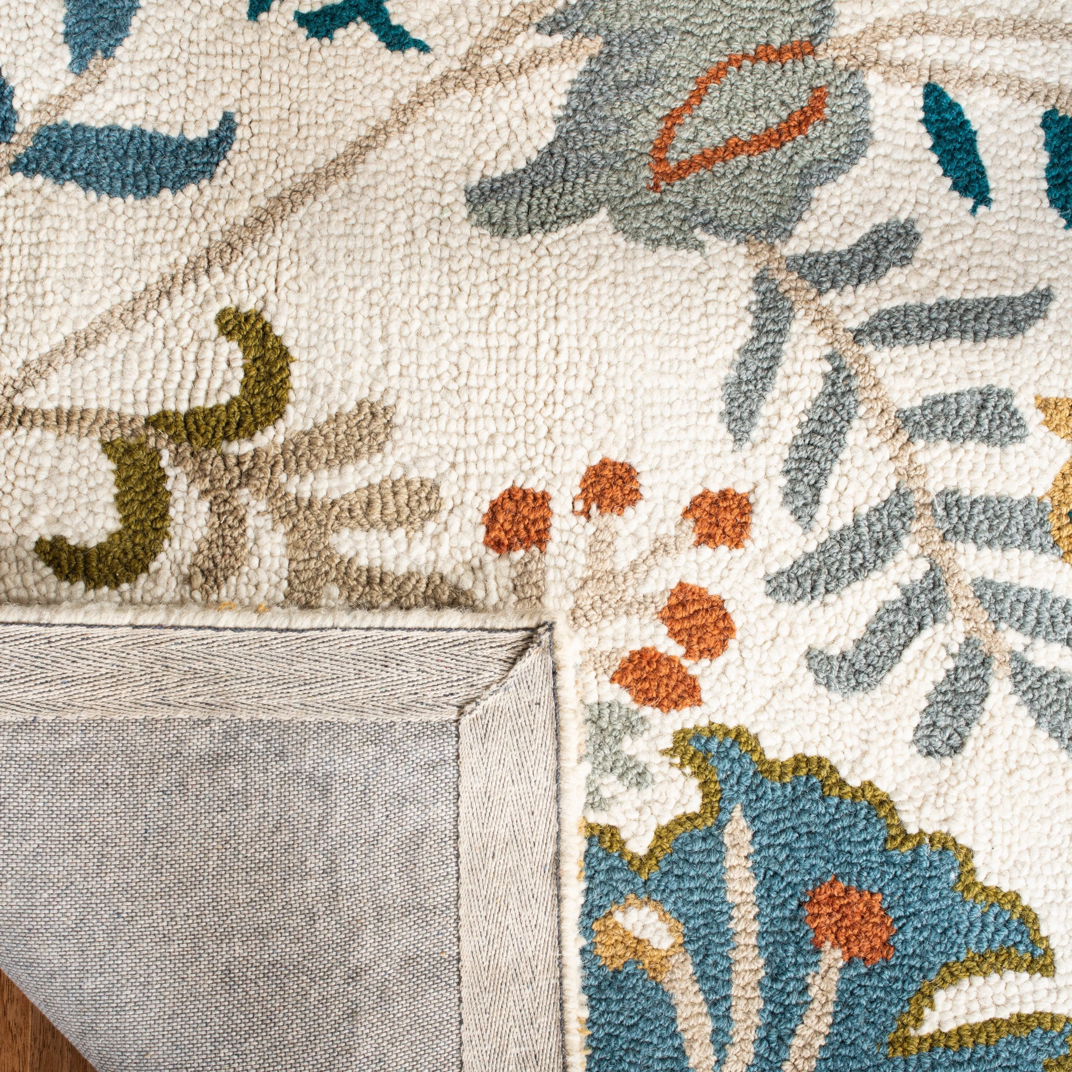 SAFAVIEH Handmade Blossom Philomina Modern Floral Wool Rug