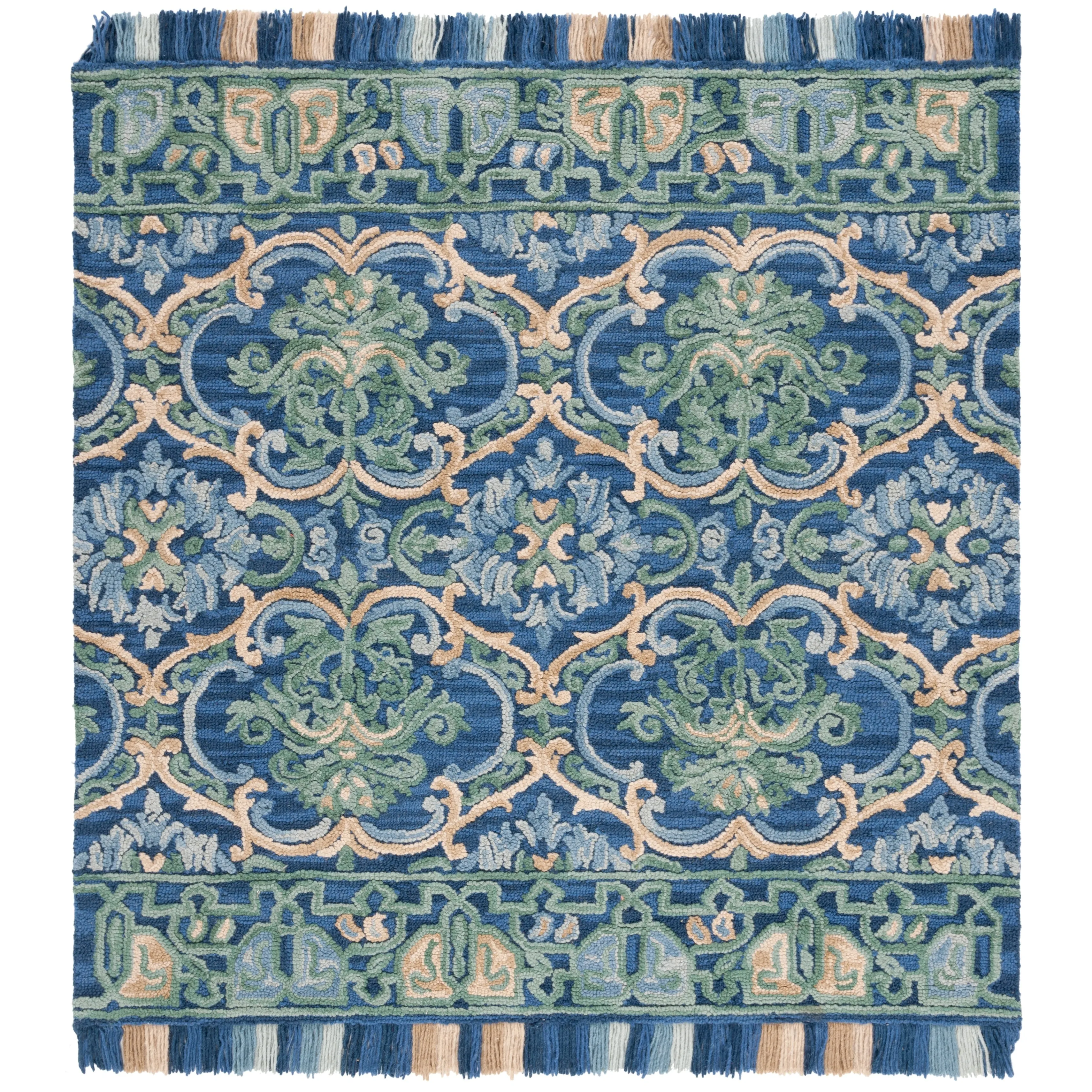SAFAVIEH Handmade Blossom Porzia Floral Wool Rug