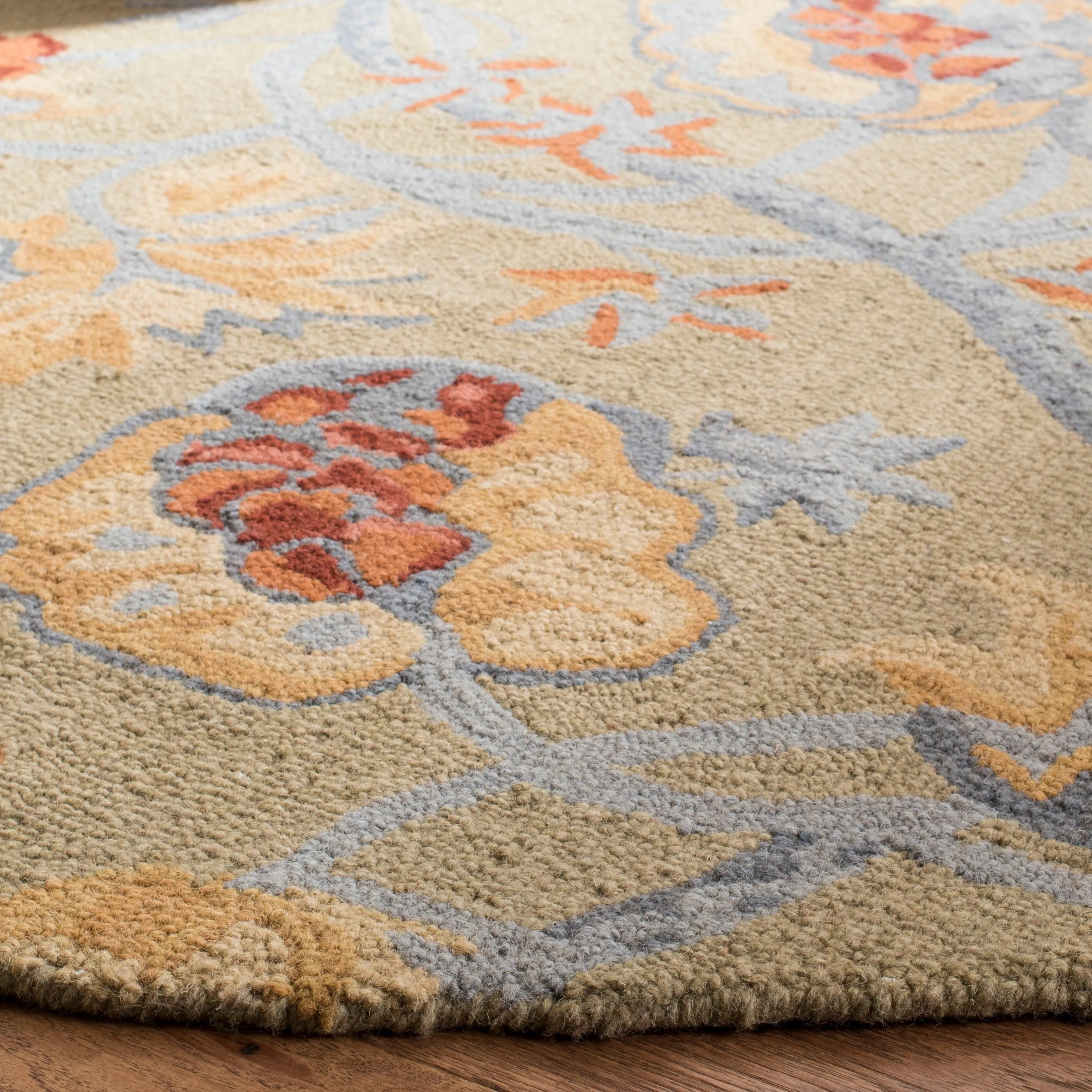 SAFAVIEH Handmade Blossom Smadar Modern Floral Wool Rug