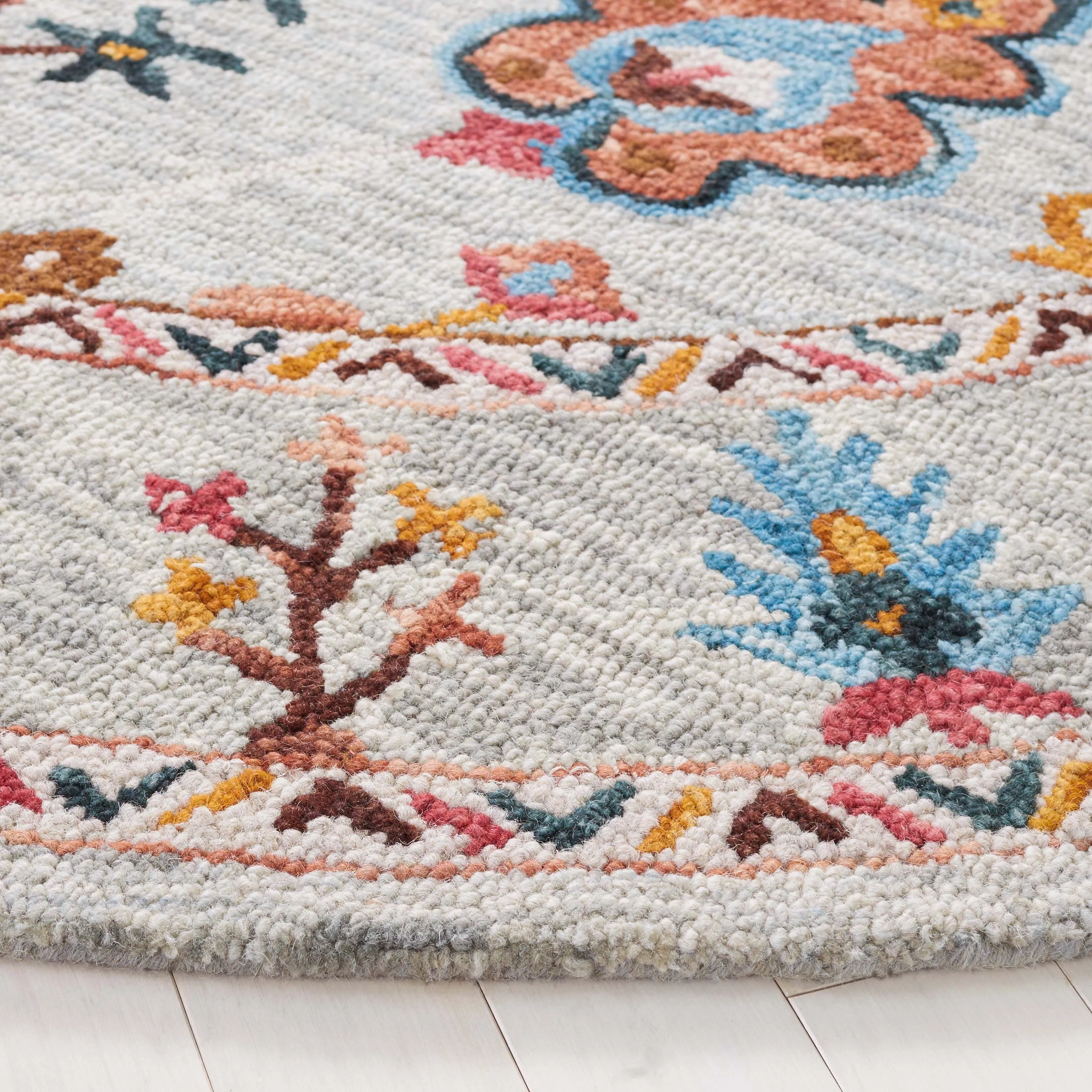SAFAVIEH Handmade Blossom Trees French Country Wool Rug