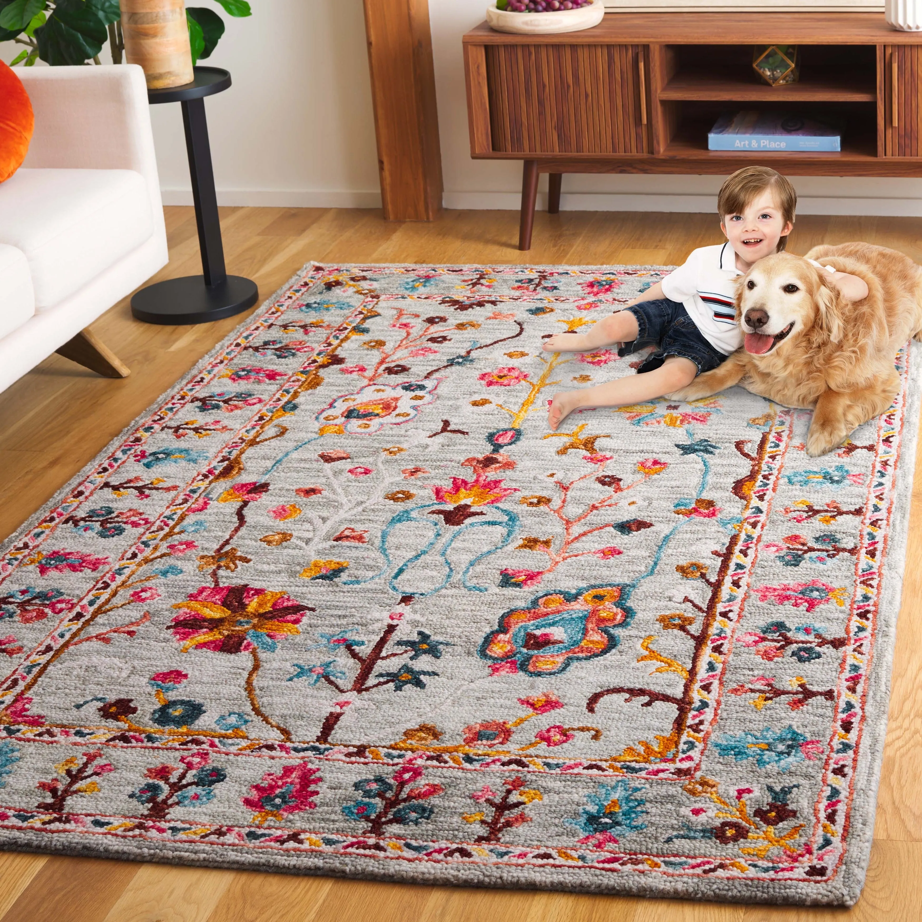 SAFAVIEH Handmade Blossom Trees French Country Wool Rug