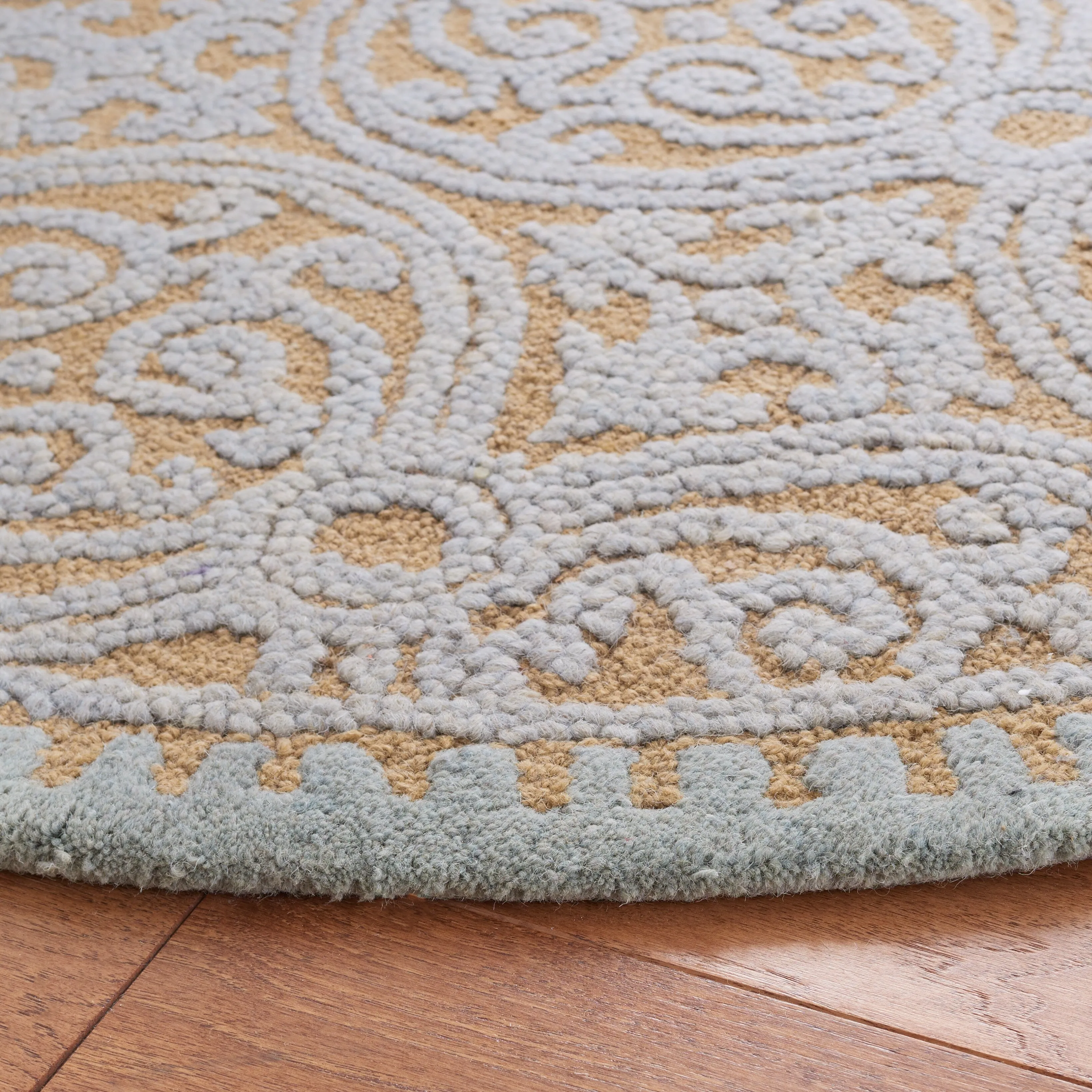 SAFAVIEH Handmade Cambridge Laureta Modern Moroccan Wool Rug