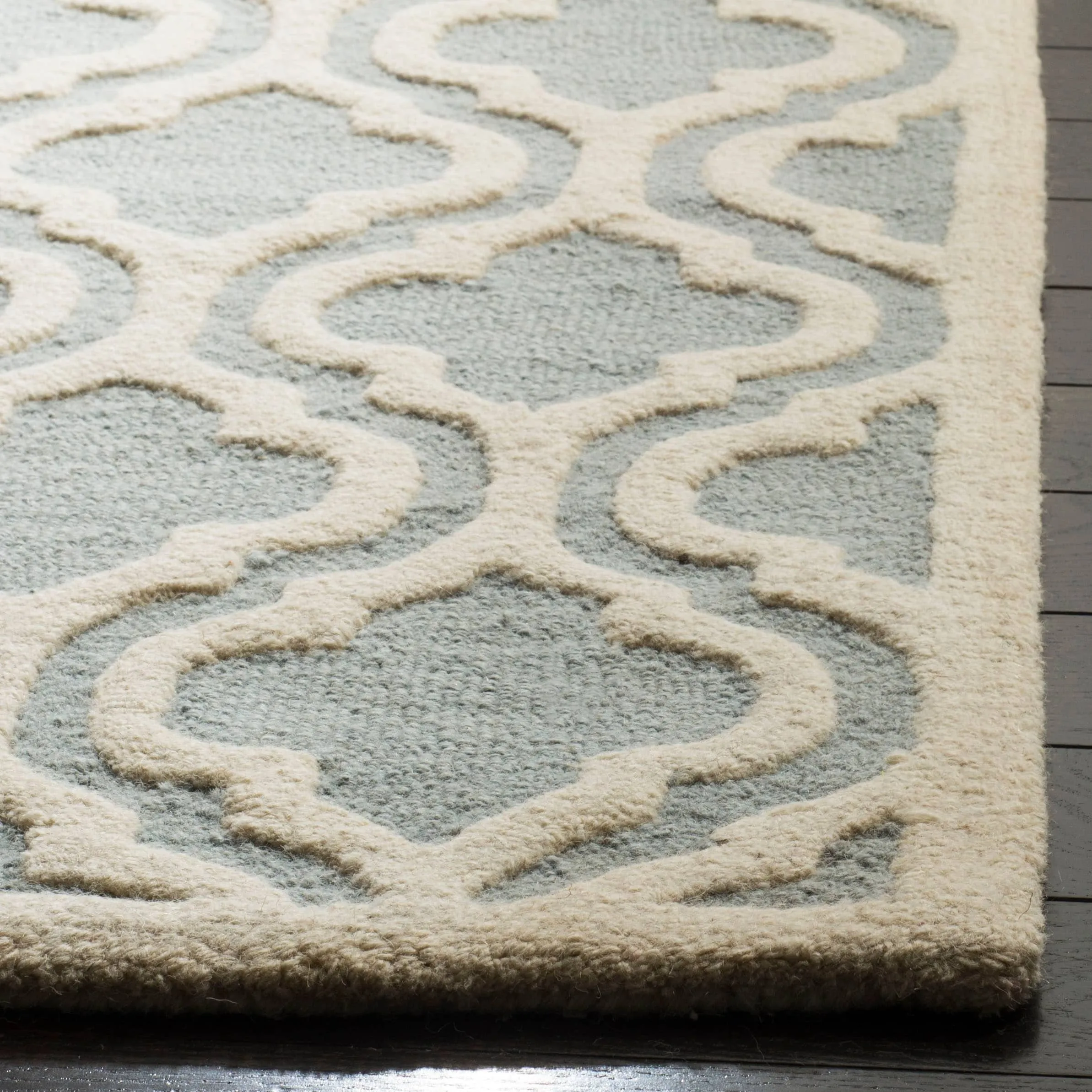 SAFAVIEH Handmade Cambridge Marijela Modern Moroccan Wool Rug