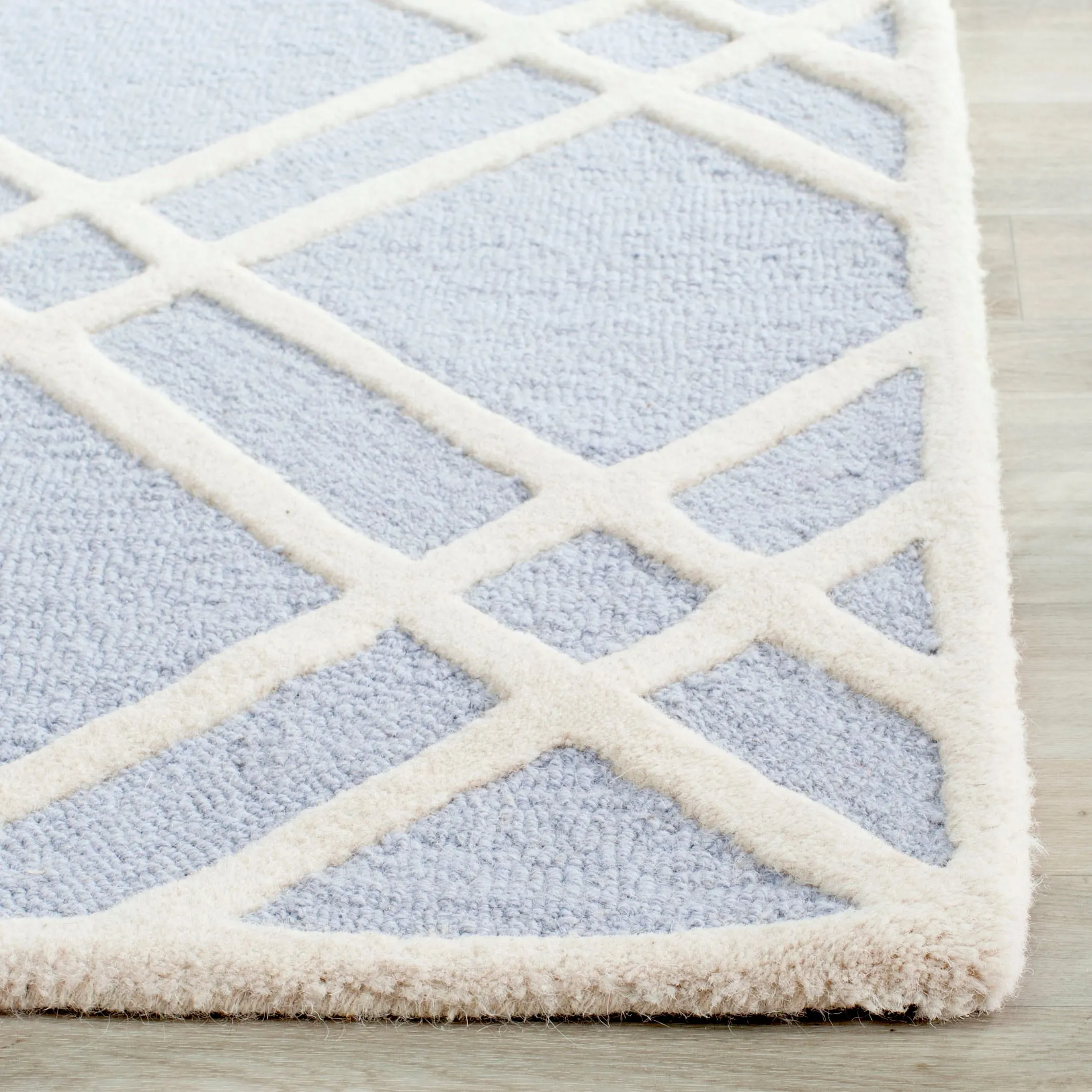 SAFAVIEH Handmade Cambridge Polona Modern Moroccan Wool Rug