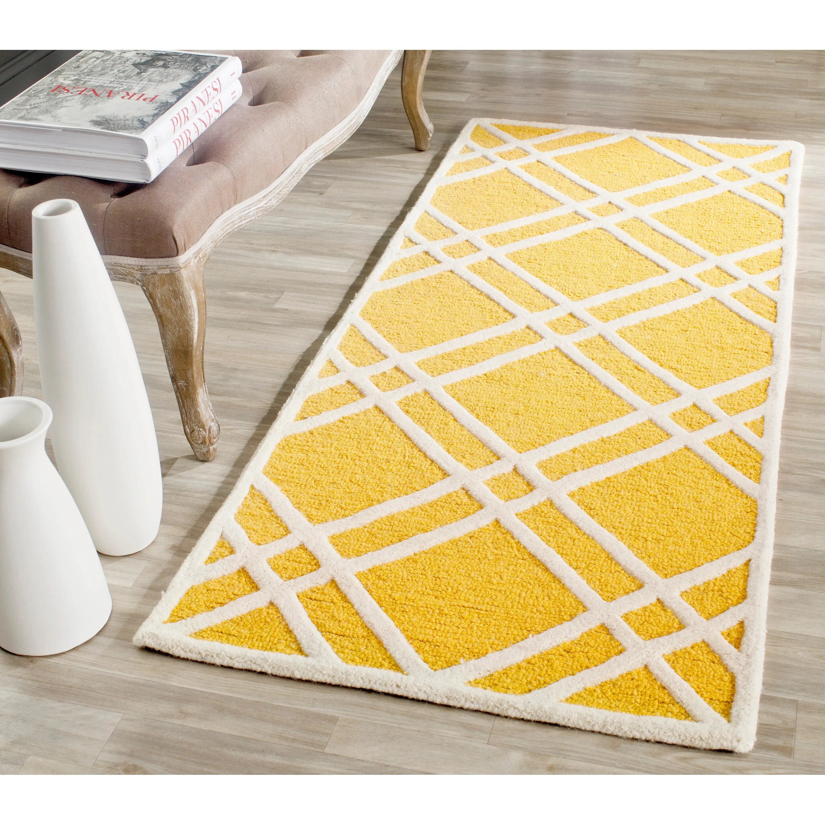 SAFAVIEH Handmade Cambridge Polona Modern Moroccan Wool Rug