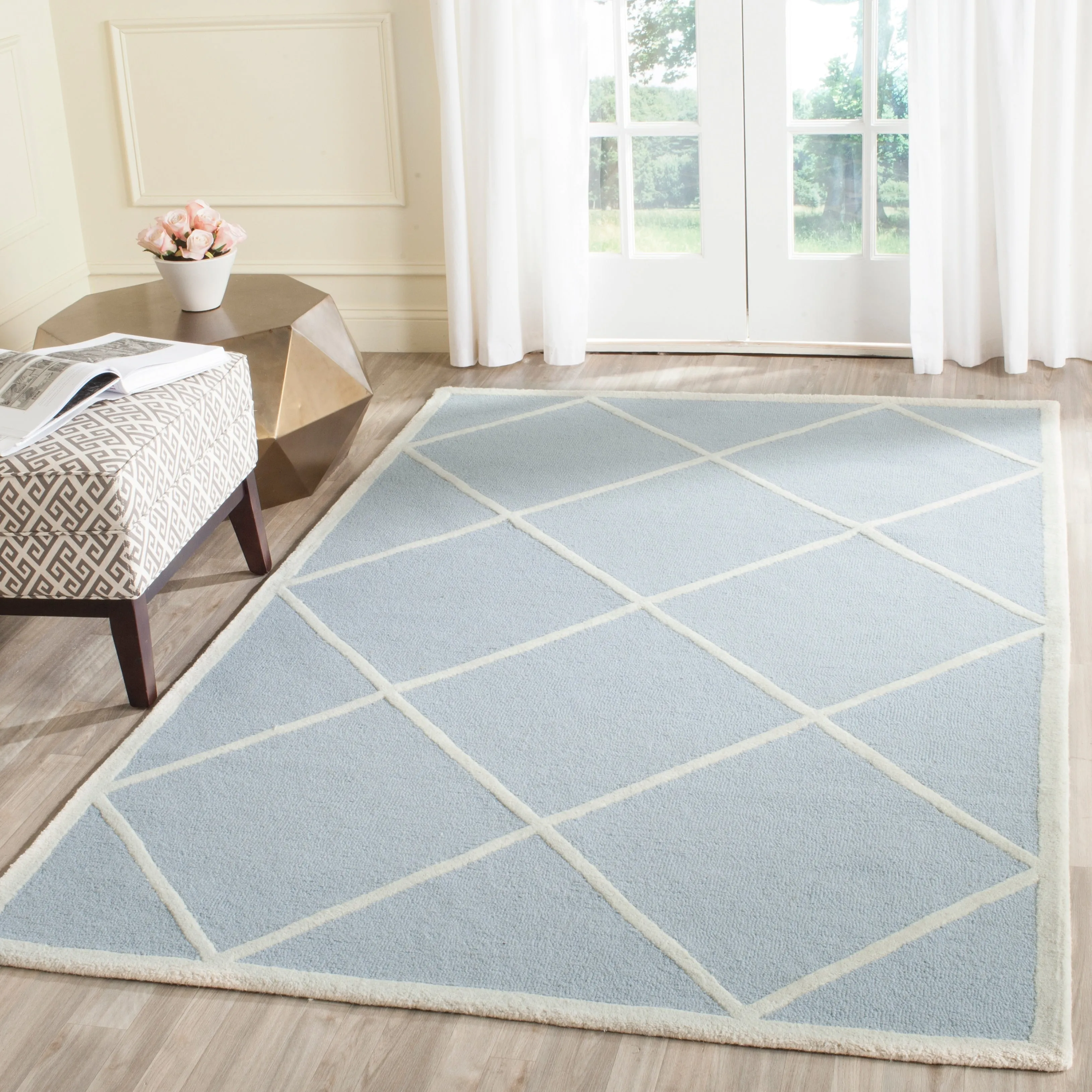 SAFAVIEH Handmade Cambridge Vija Modern Moroccan Wool Rug