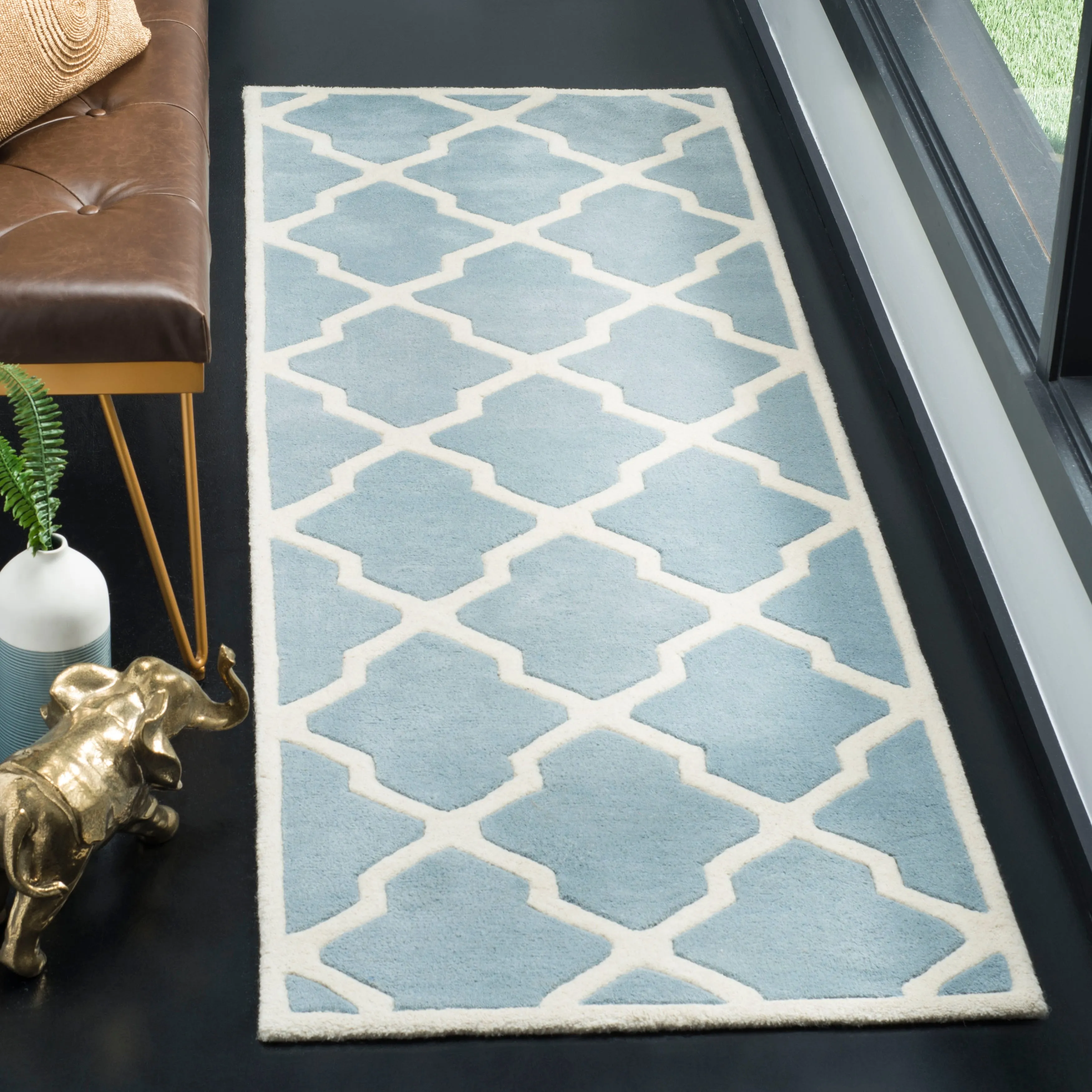 SAFAVIEH Handmade Chatham Rinske Modern Moroccan Wool Rug