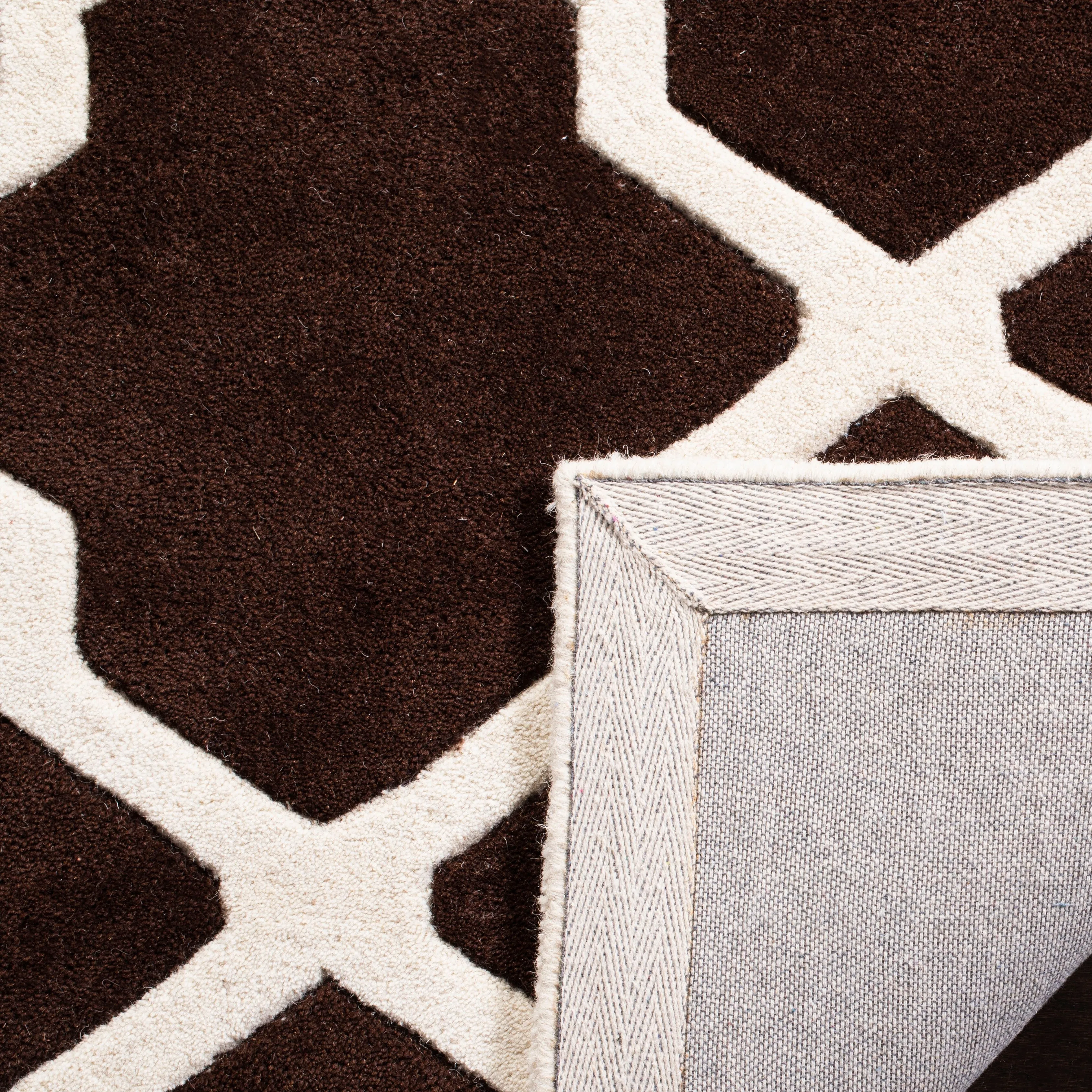 SAFAVIEH Handmade Chatham Rinske Modern Moroccan Wool Rug