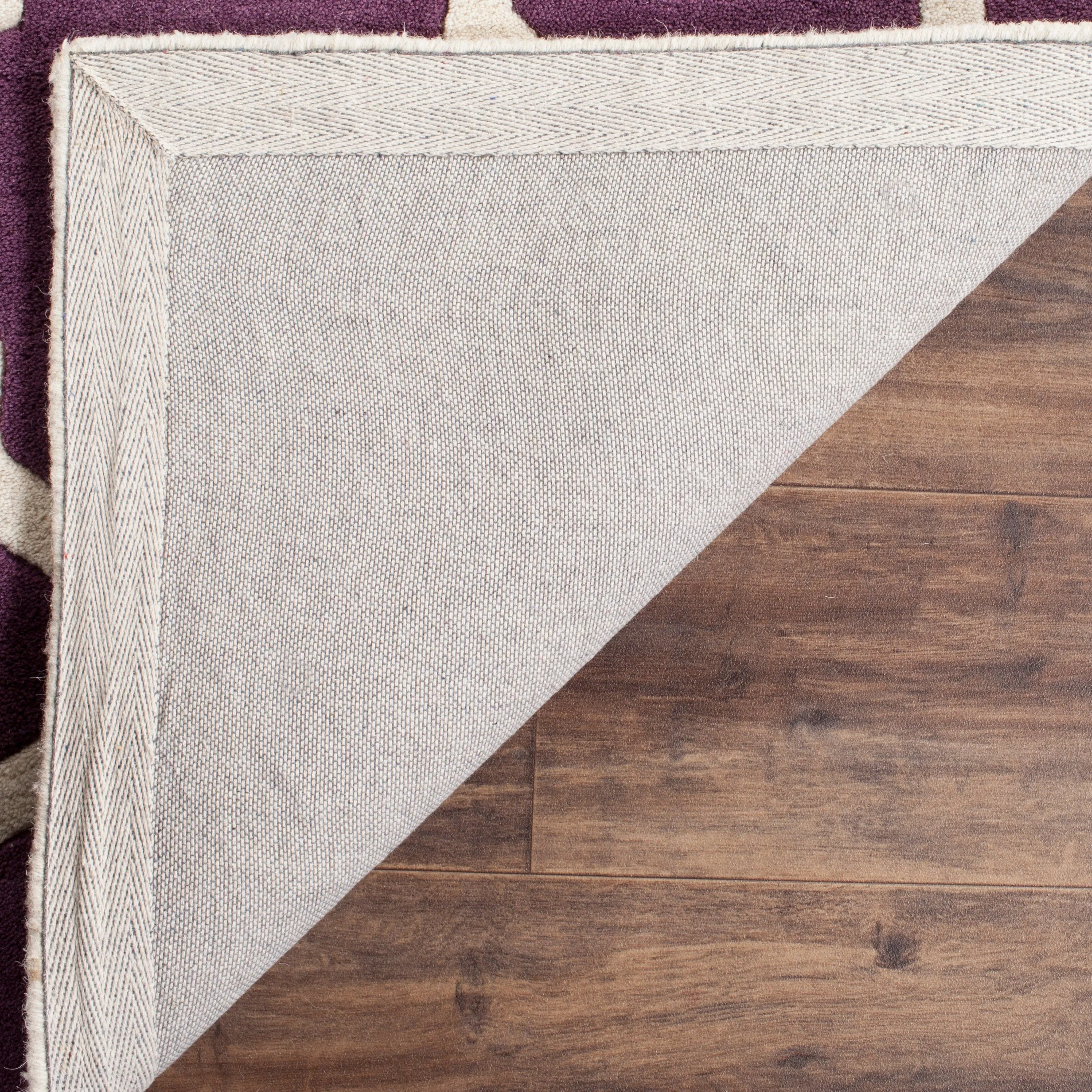 SAFAVIEH Handmade Chatham Rinske Modern Moroccan Wool Rug