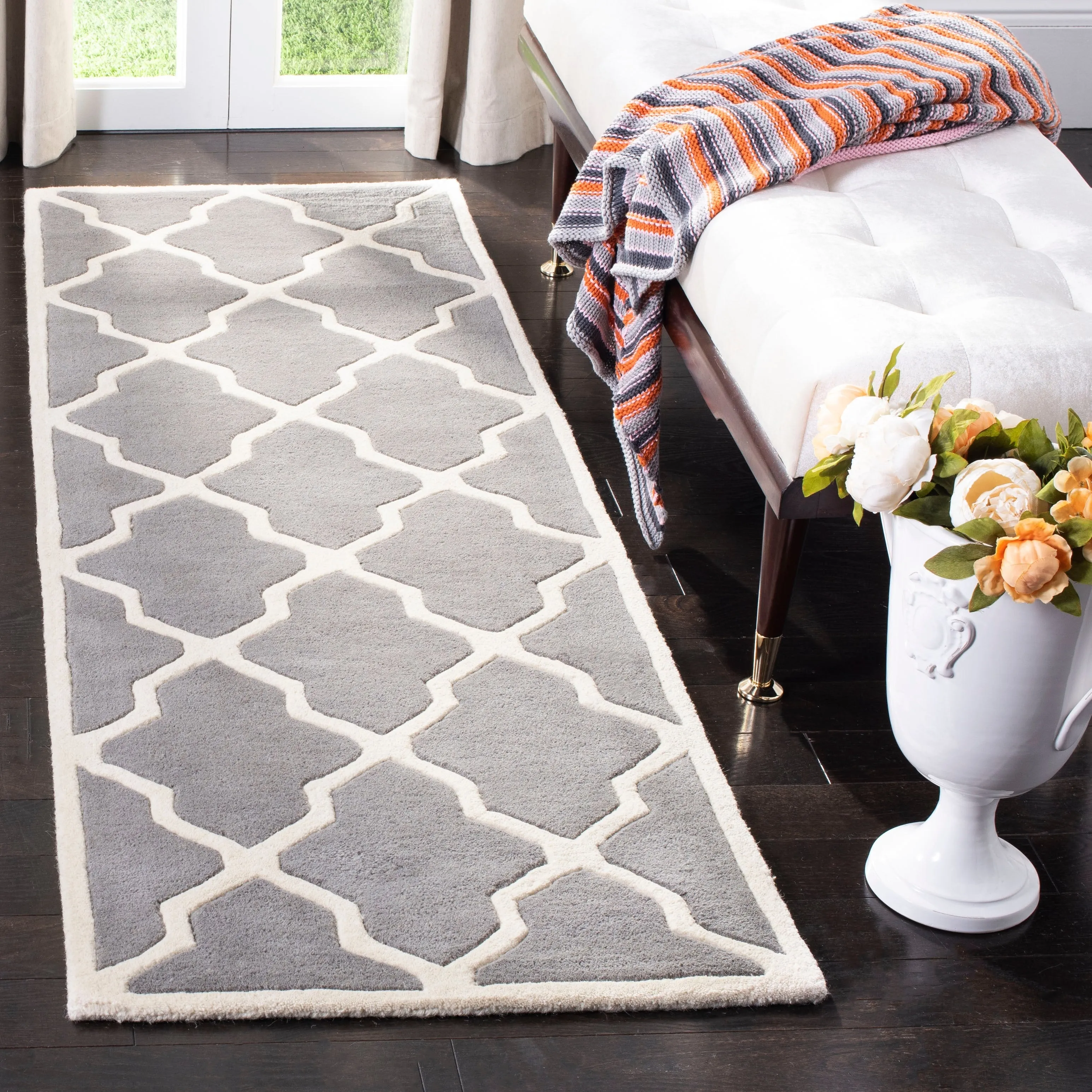 SAFAVIEH Handmade Chatham Rinske Modern Moroccan Wool Rug