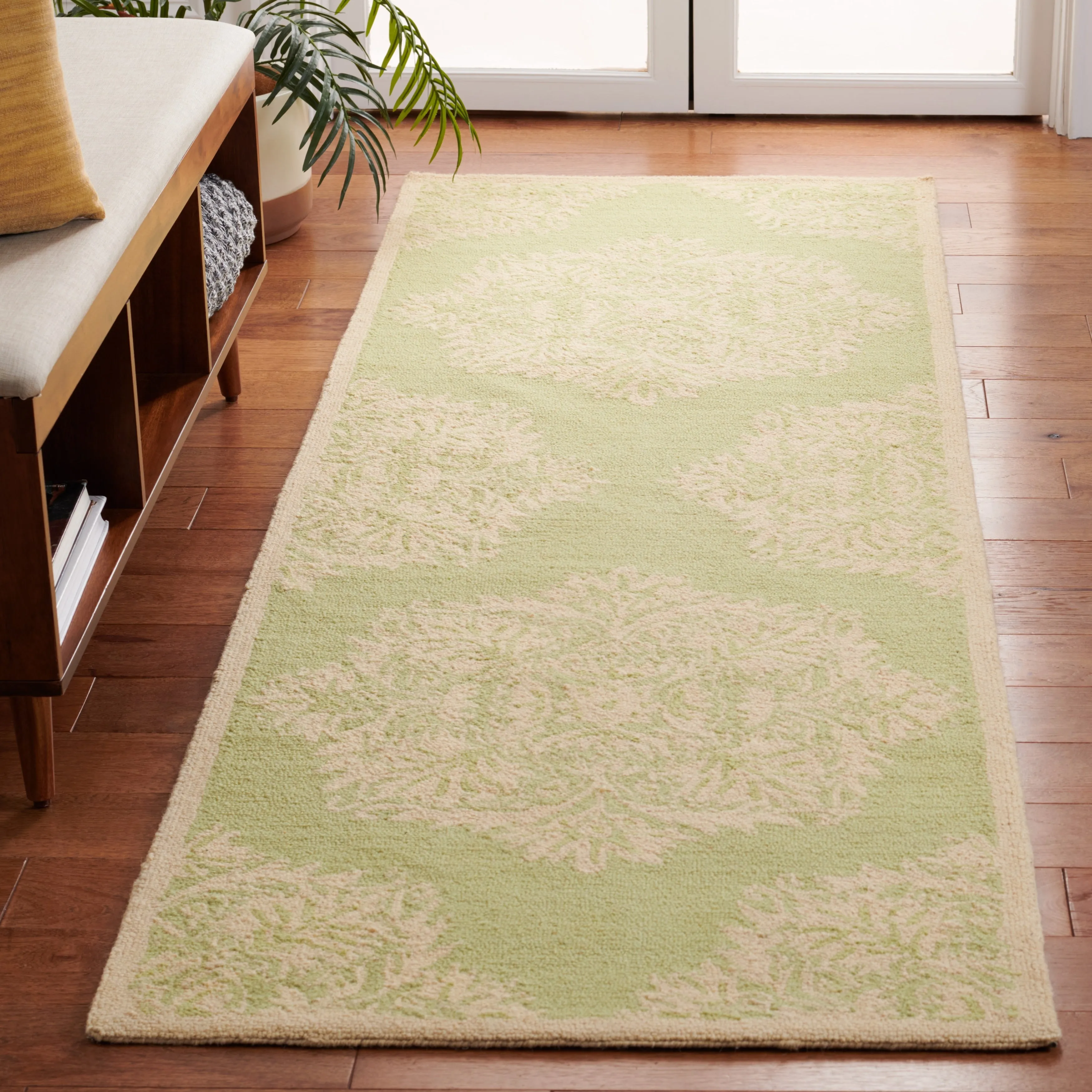 SAFAVIEH Handmade Chelsea Bauke French Country Wool Rug