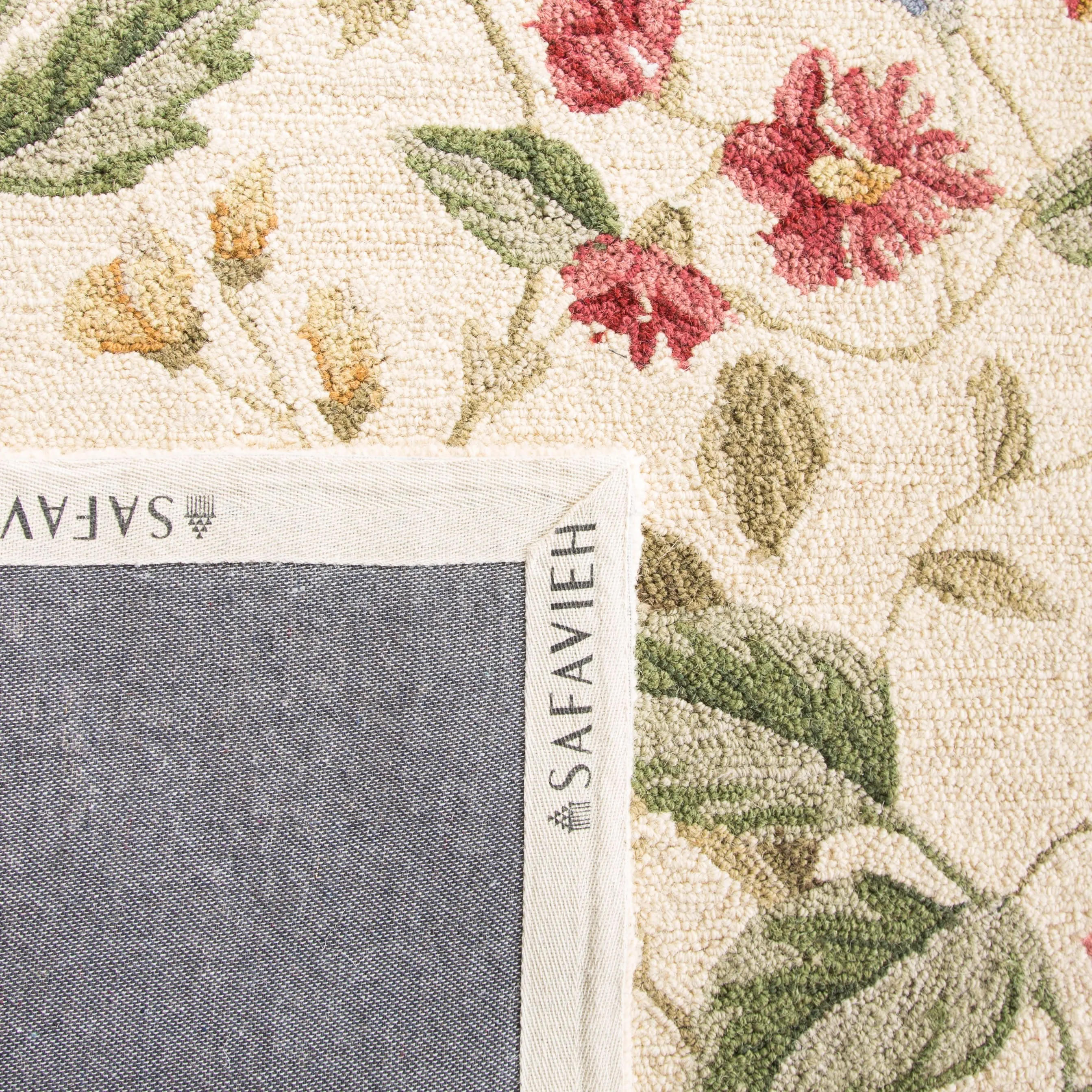 SAFAVIEH Handmade Chelsea Faigel French Country Floral Wool Rug