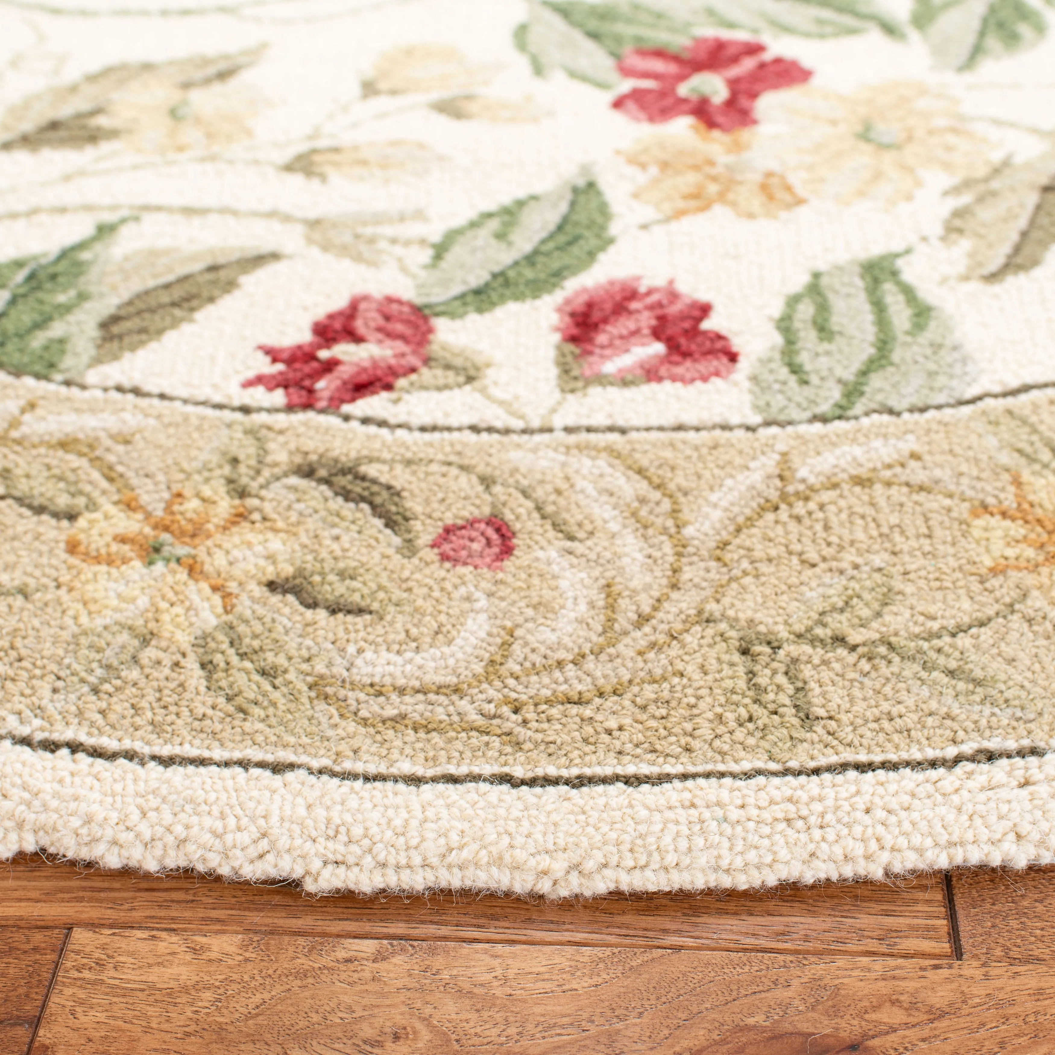SAFAVIEH Handmade Chelsea Faigel French Country Floral Wool Rug
