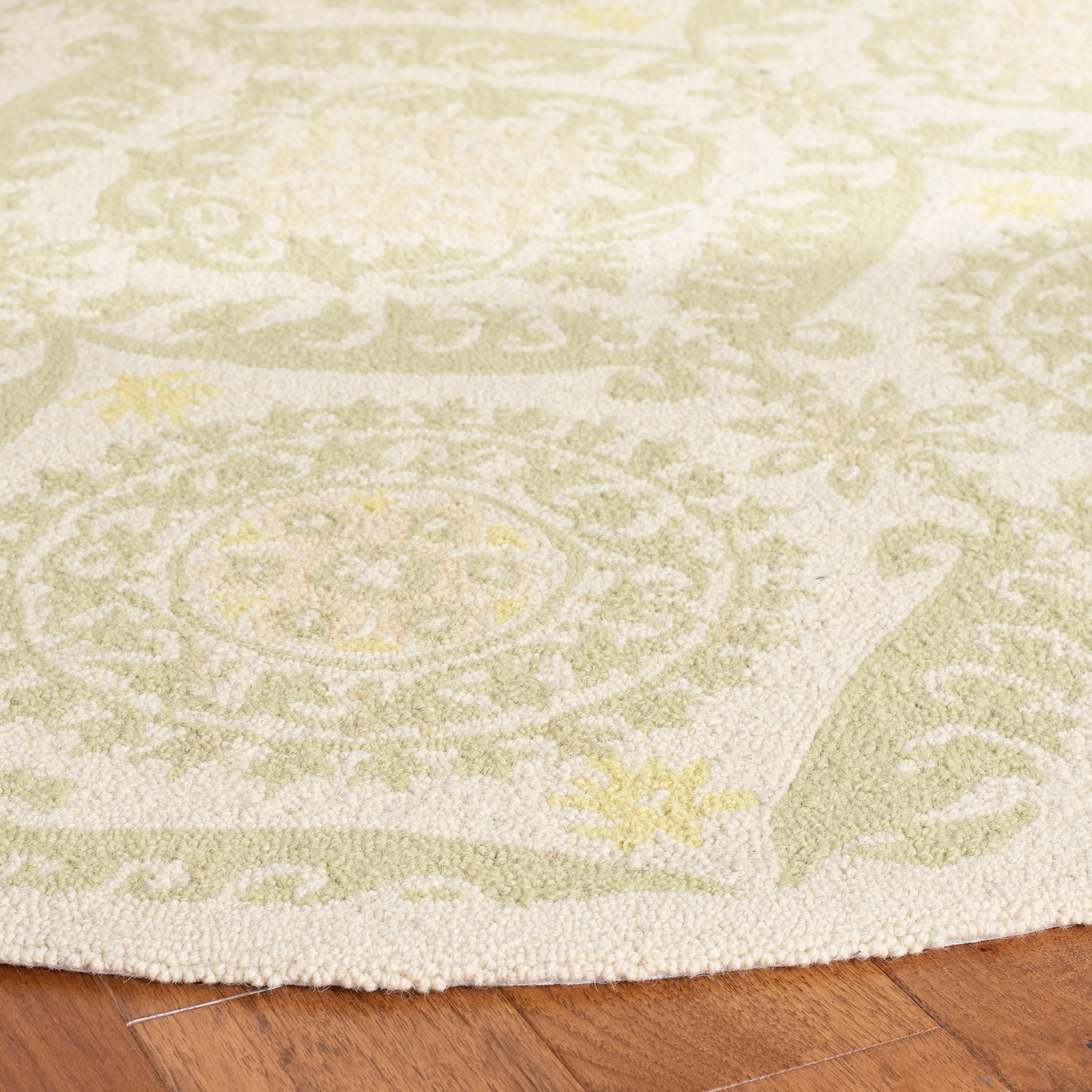 SAFAVIEH Handmade Chelsea Nazeli French Country Wool Rug