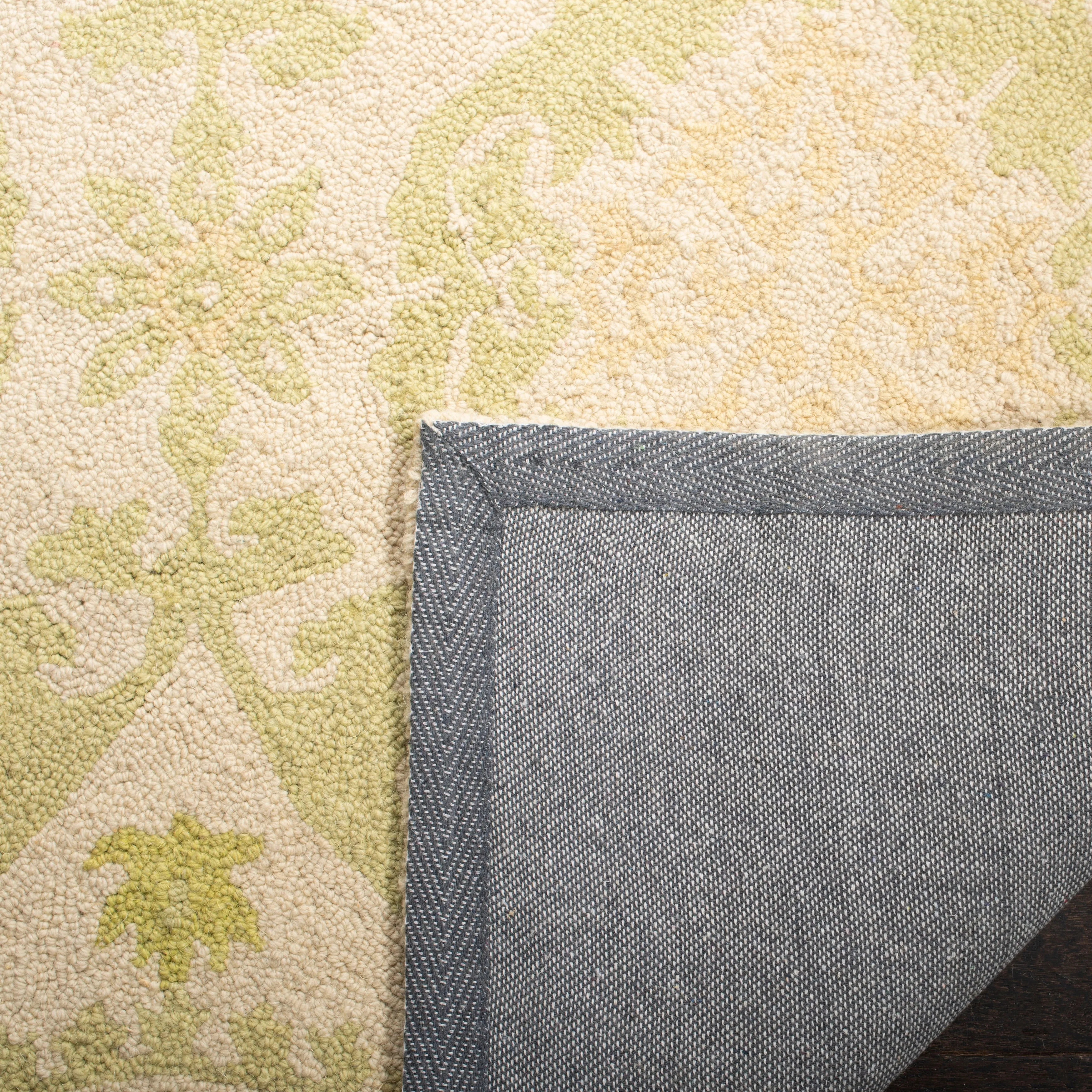 SAFAVIEH Handmade Chelsea Nazeli French Country Wool Rug