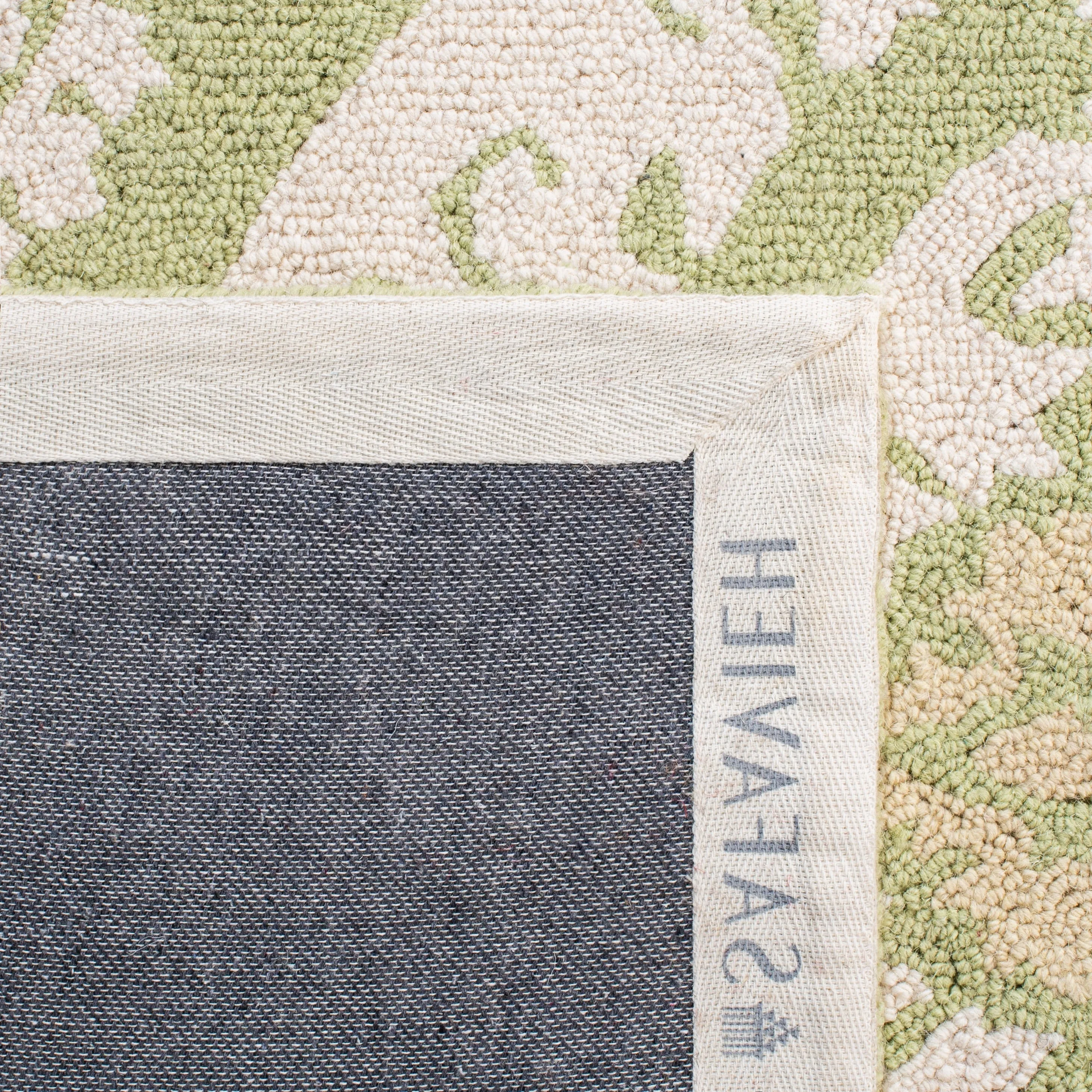 SAFAVIEH Handmade Chelsea Nazeli French Country Wool Rug
