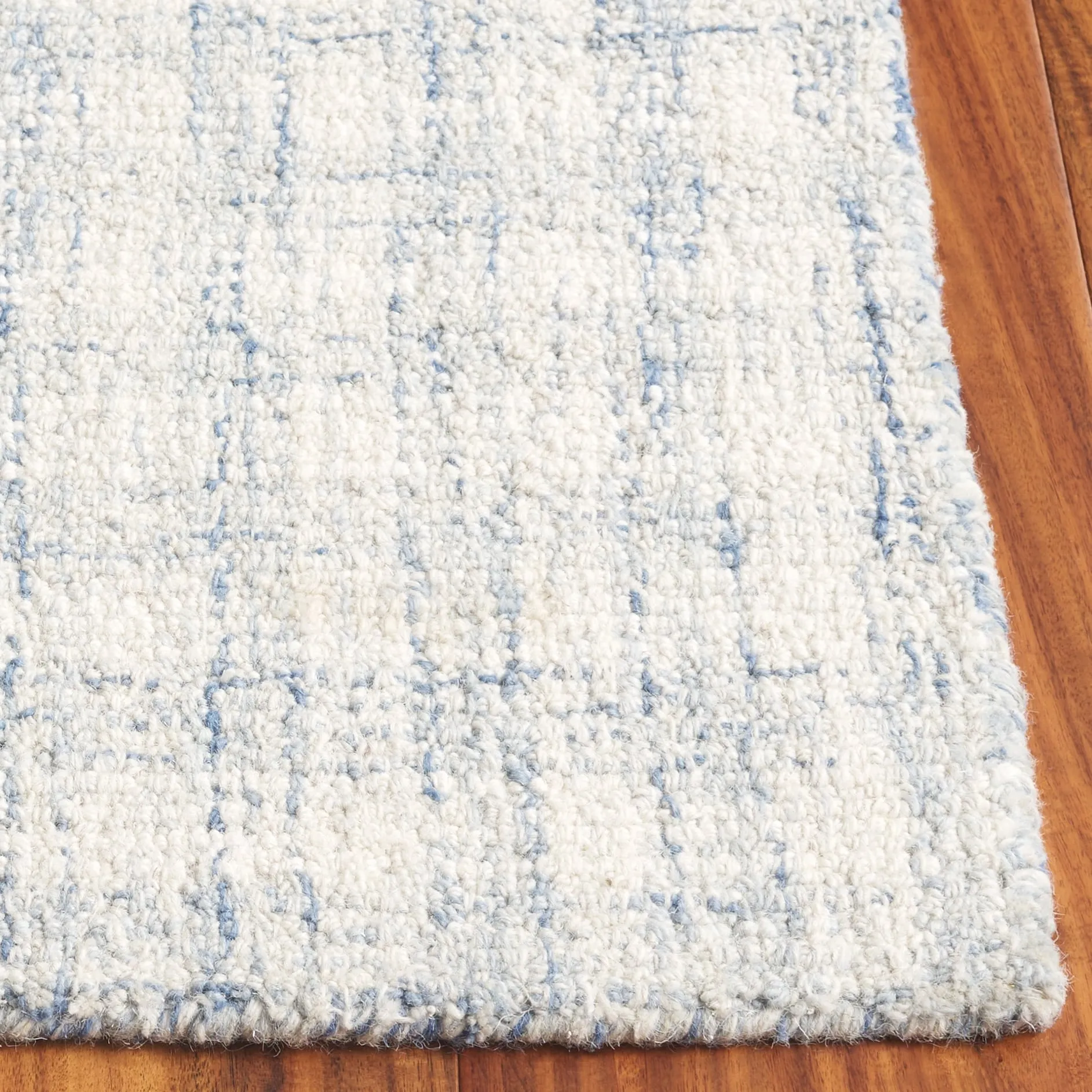 SAFAVIEH Handmade Ebony Katarin Gingham Wool Rug