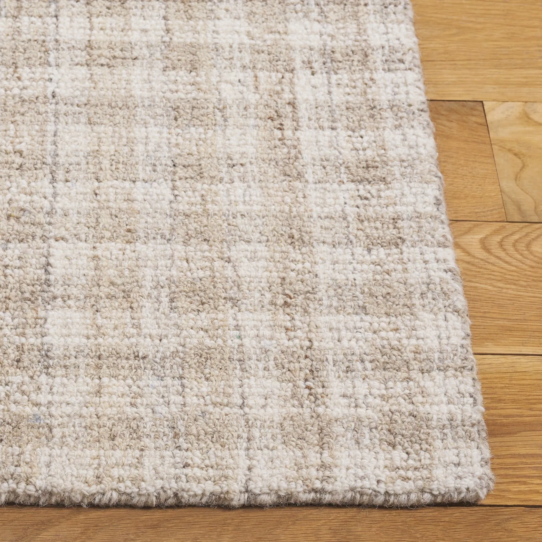 SAFAVIEH Handmade Ebony Katarin Gingham Wool Rug