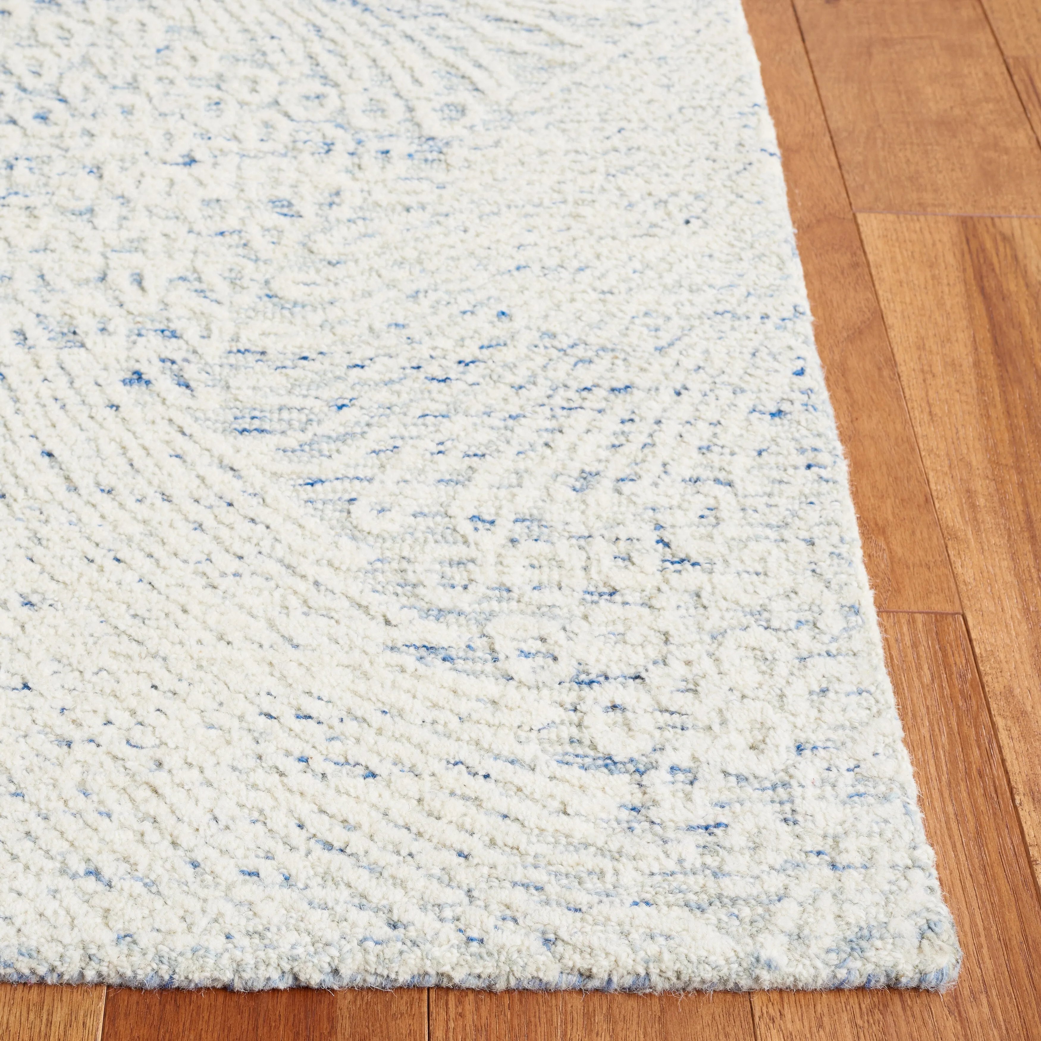 SAFAVIEH Handmade Ebony Siggi Modern Wool Rug