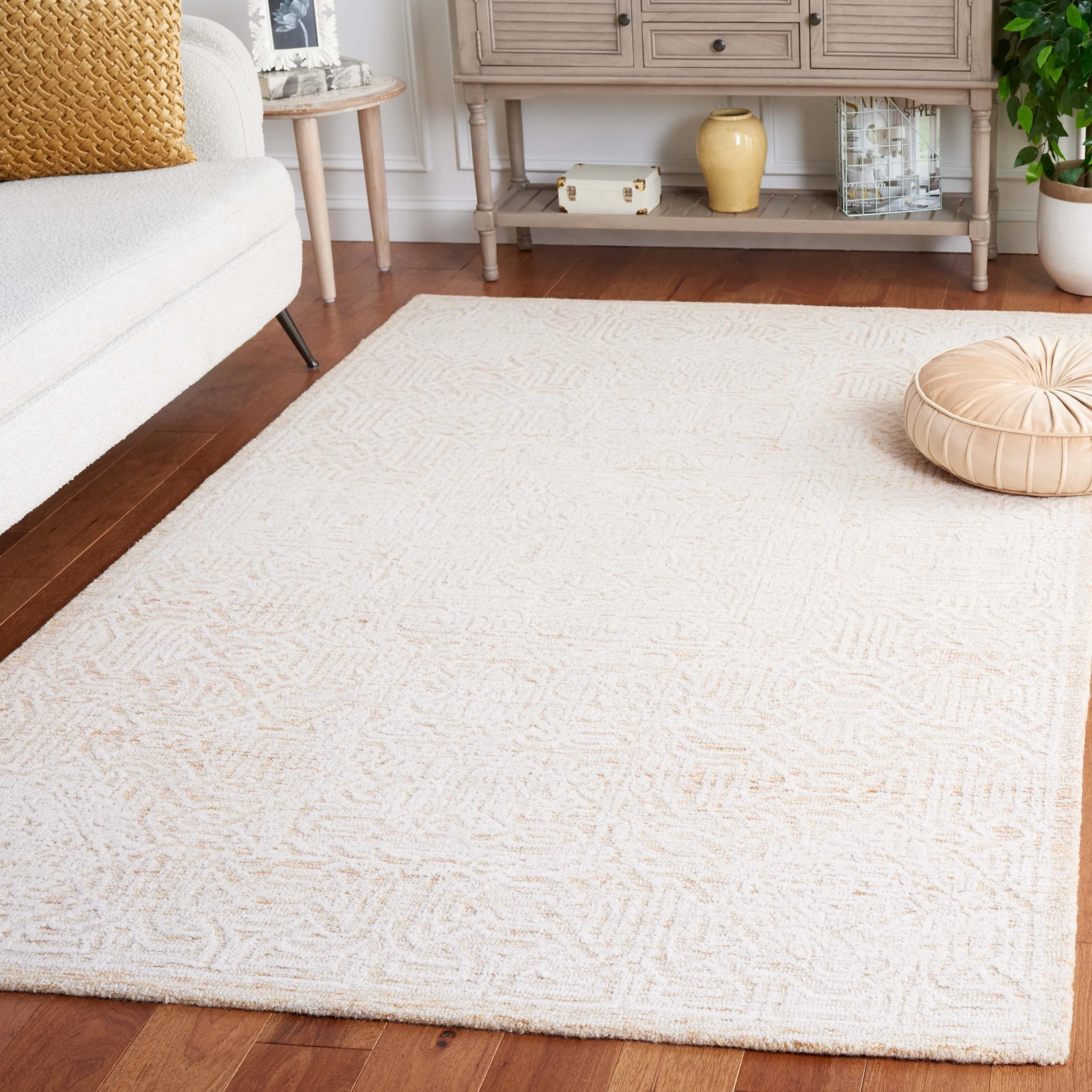 SAFAVIEH Handmade Ebony Vuokko Modern Wool Rug