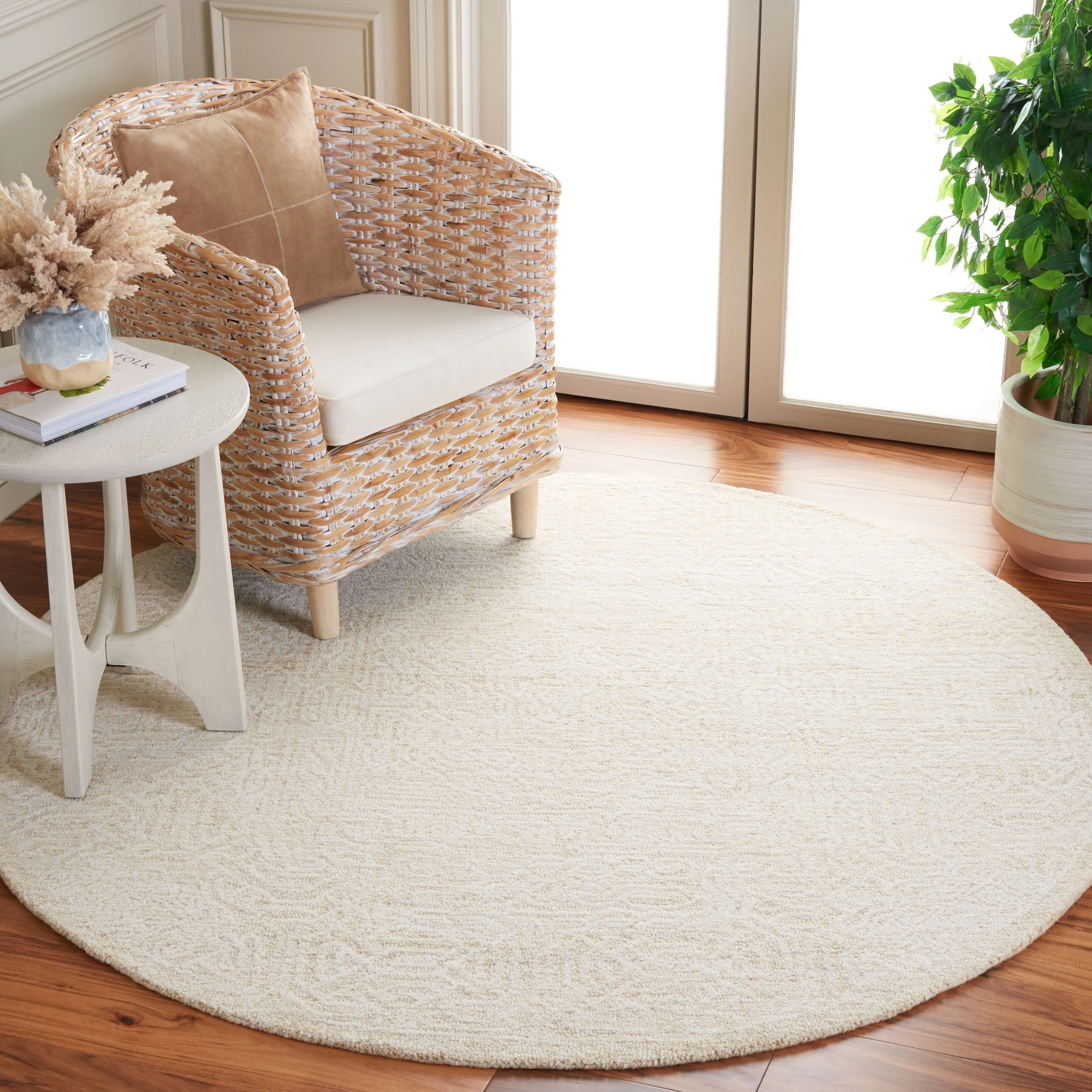 SAFAVIEH Handmade Ebony Vuokko Modern Wool Rug