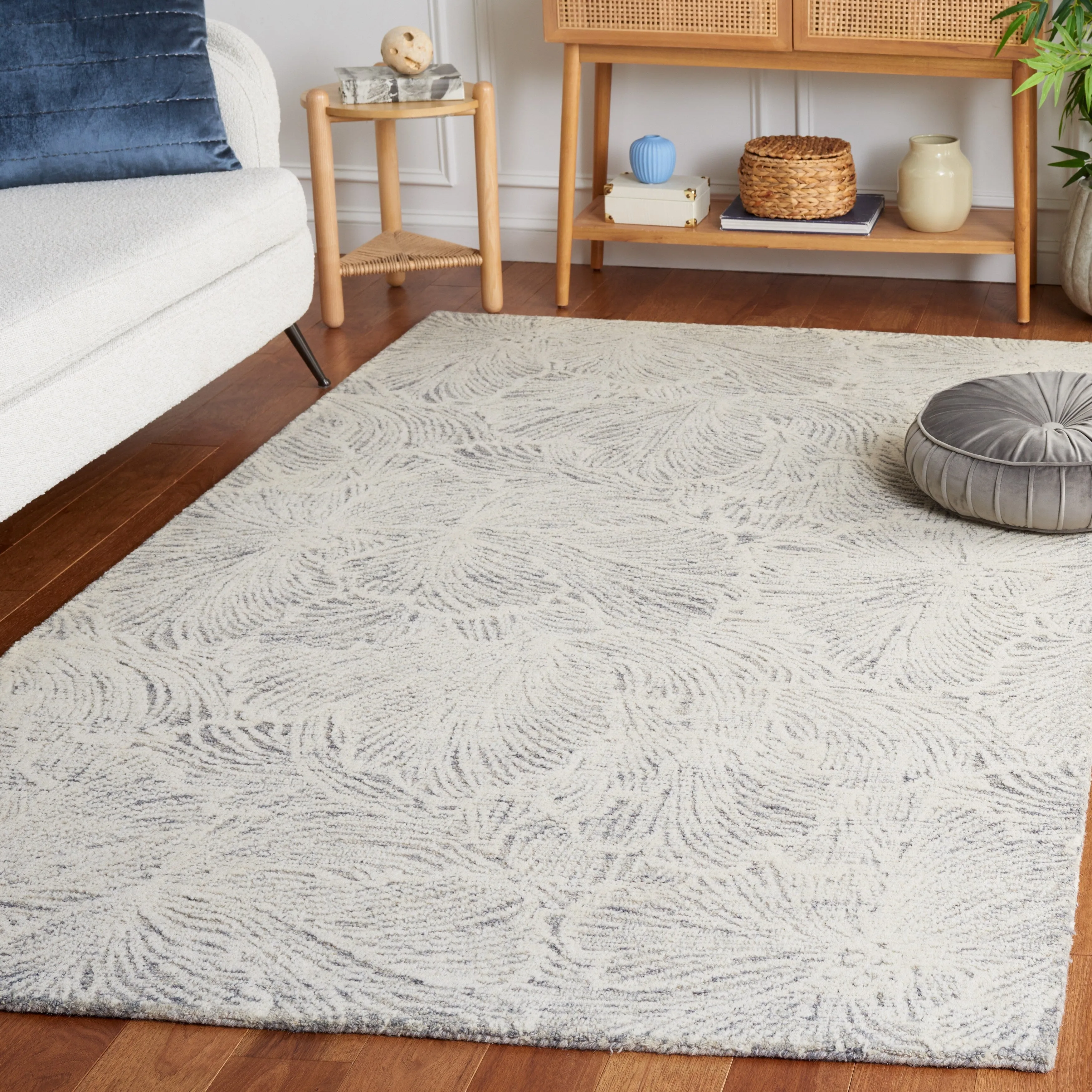SAFAVIEH. Handmade Ebony Willma Modern Wool Rug