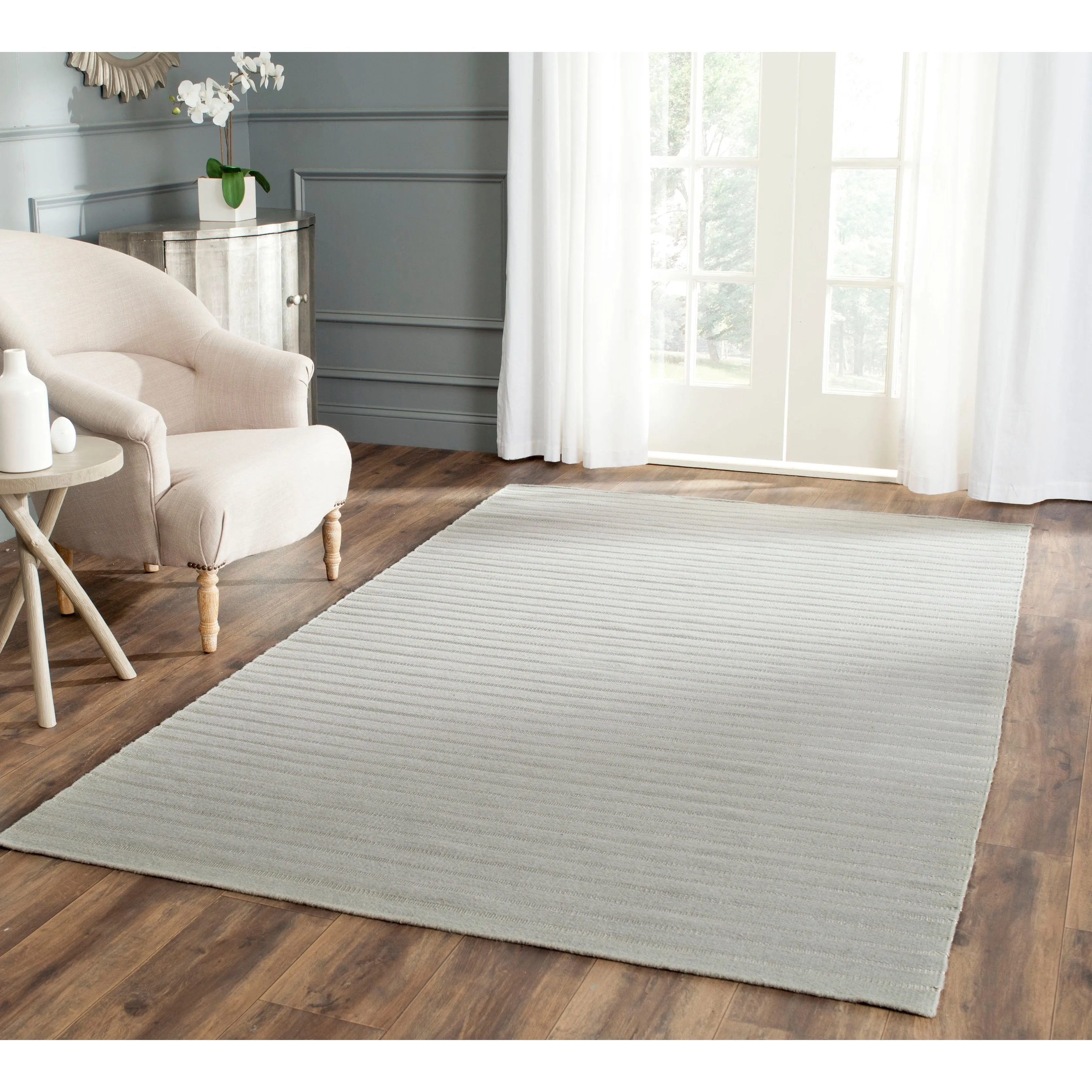 SAFAVIEH Handmade Flatweave Dhurries Purvoleta Modern Wool Rug