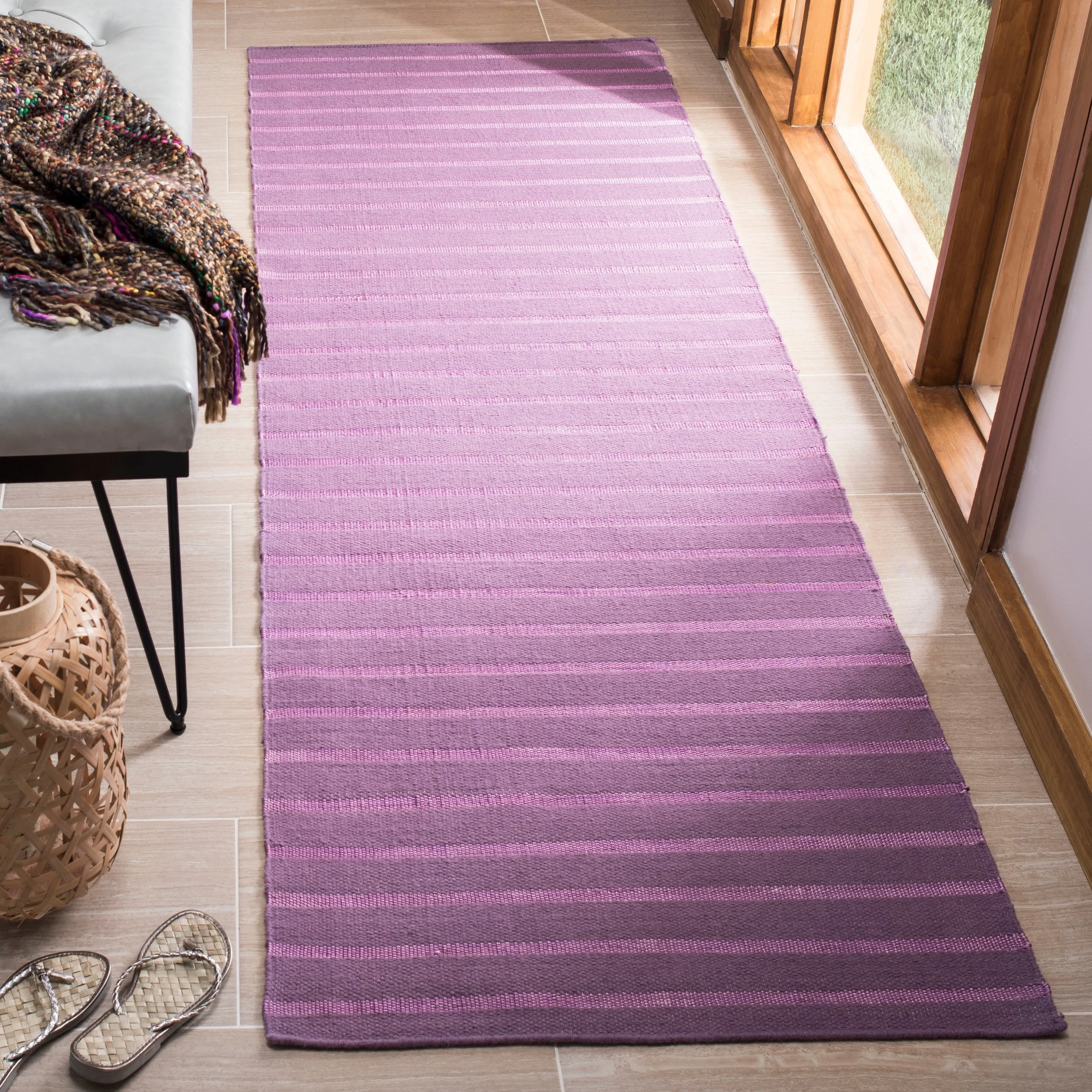 SAFAVIEH Handmade Flatweave Dhurries Purvoleta Modern Wool Rug