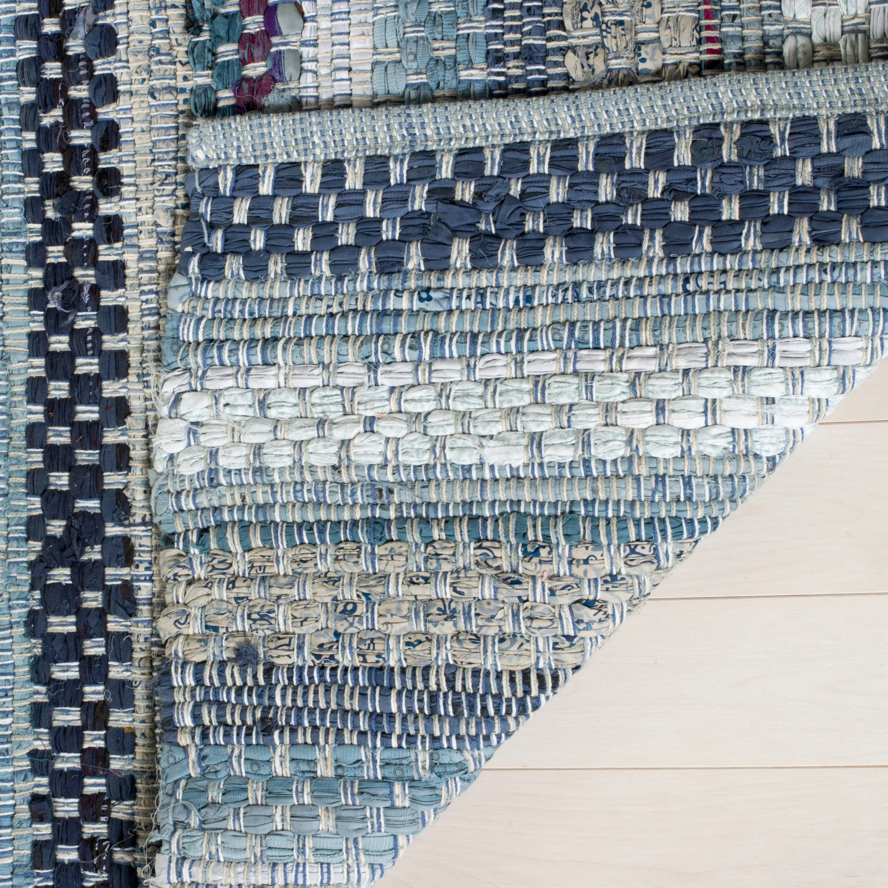 SAFAVIEH Handmade Flatweave Montauk Alketa Casual Cotton Rug