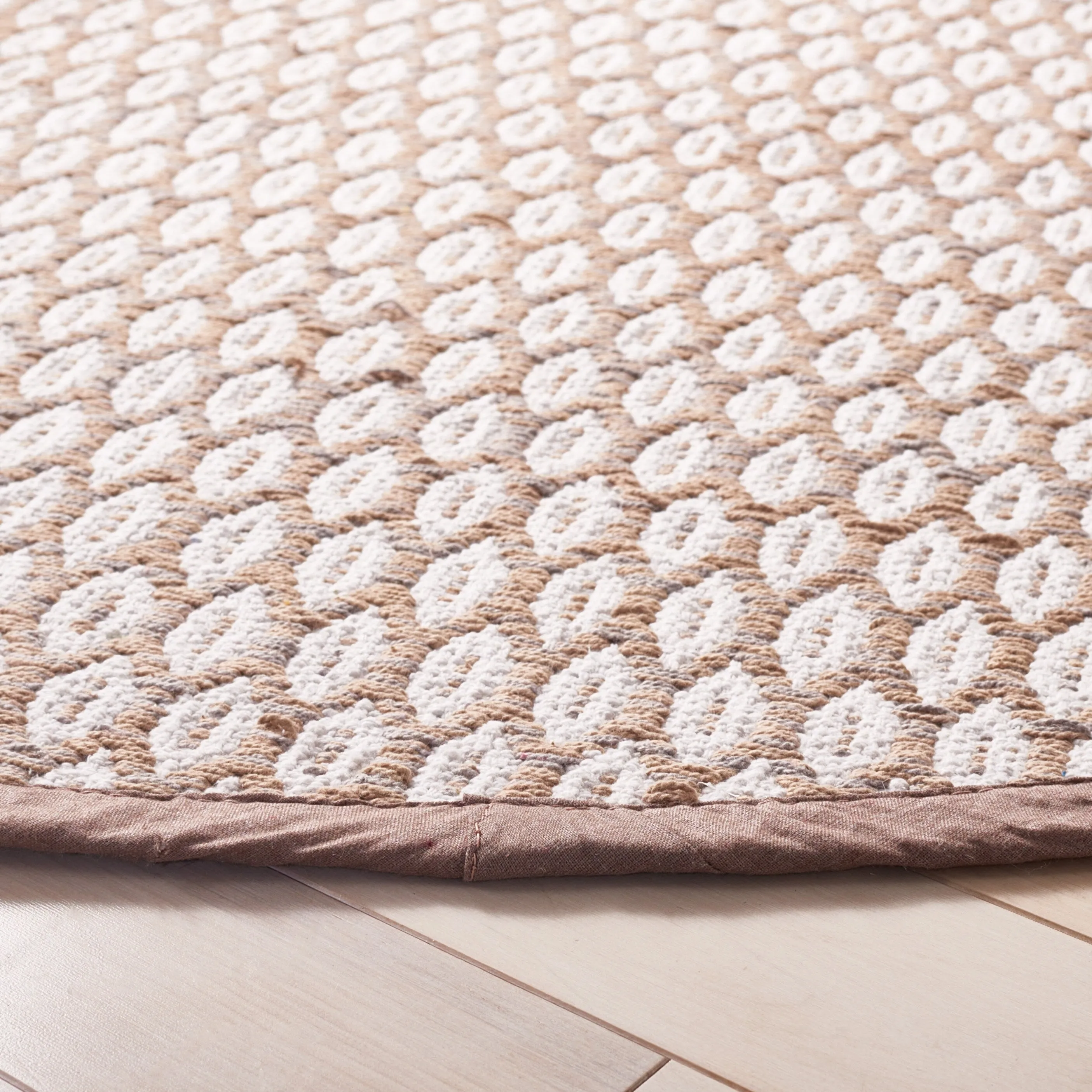 SAFAVIEH Handmade Flatweave Montauk Cassidy Casual Cotton Rug
