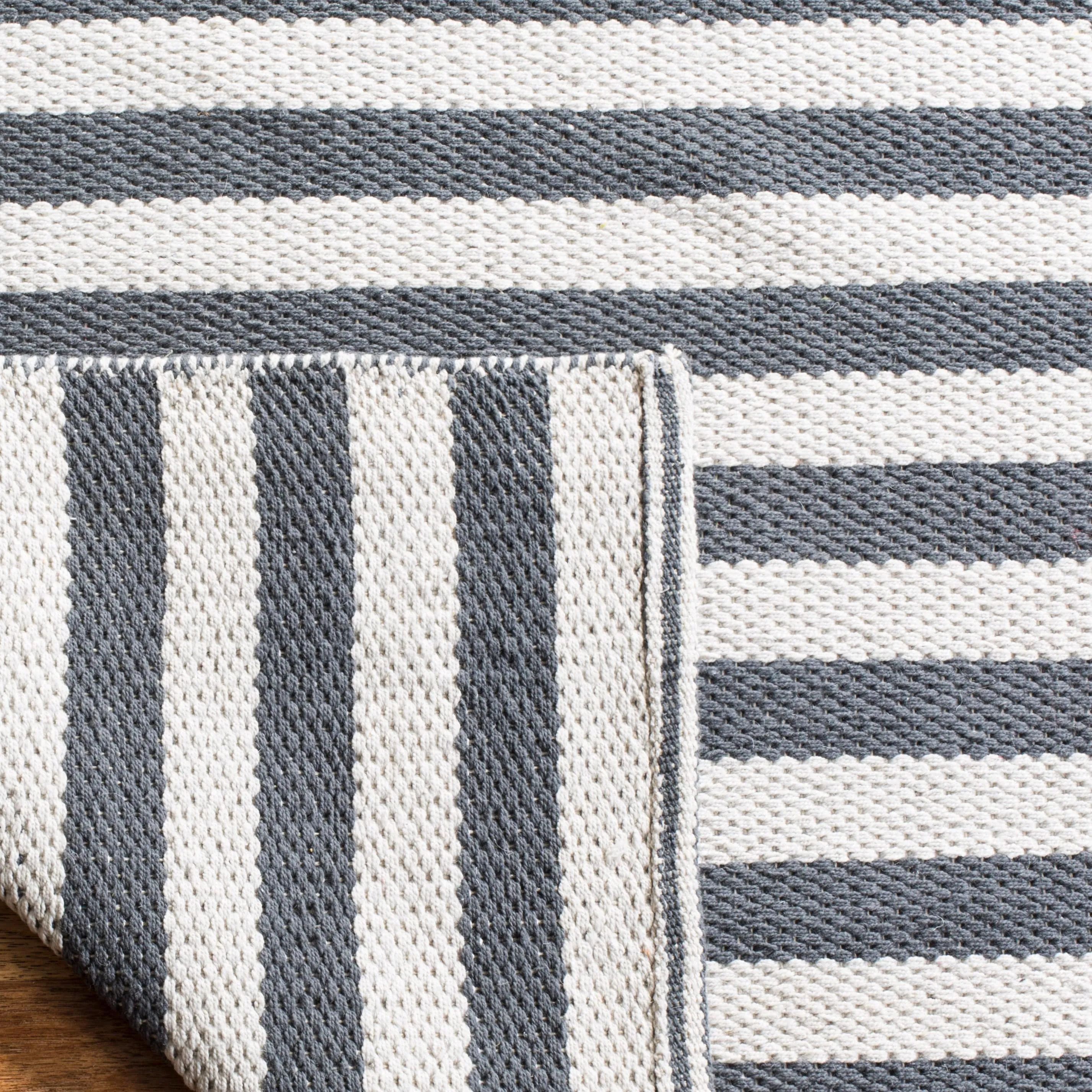 SAFAVIEH Handmade Flatweave Montauk Helena Casual Cotton Rug