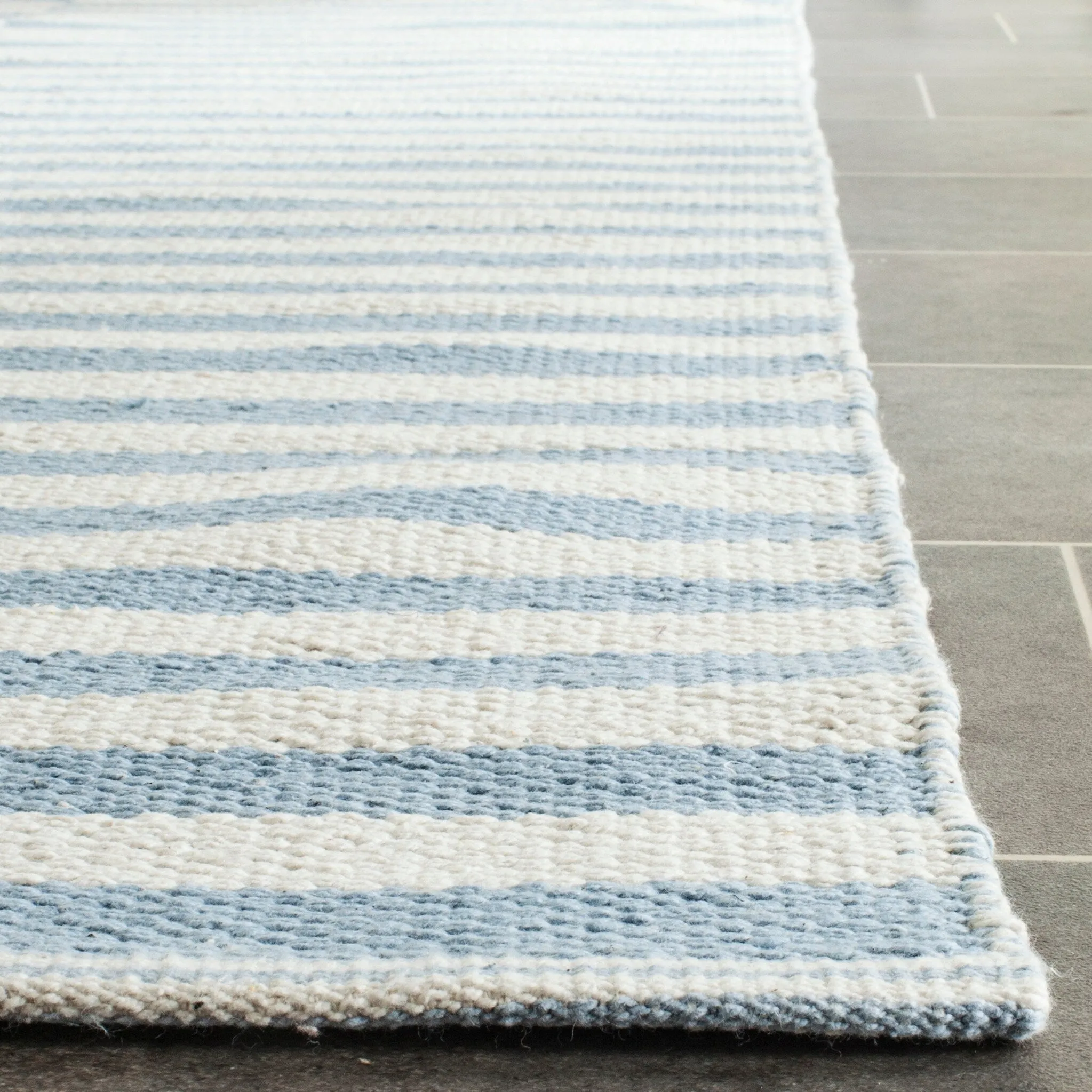 SAFAVIEH Handmade Flatweave Montauk Helena Casual Cotton Rug