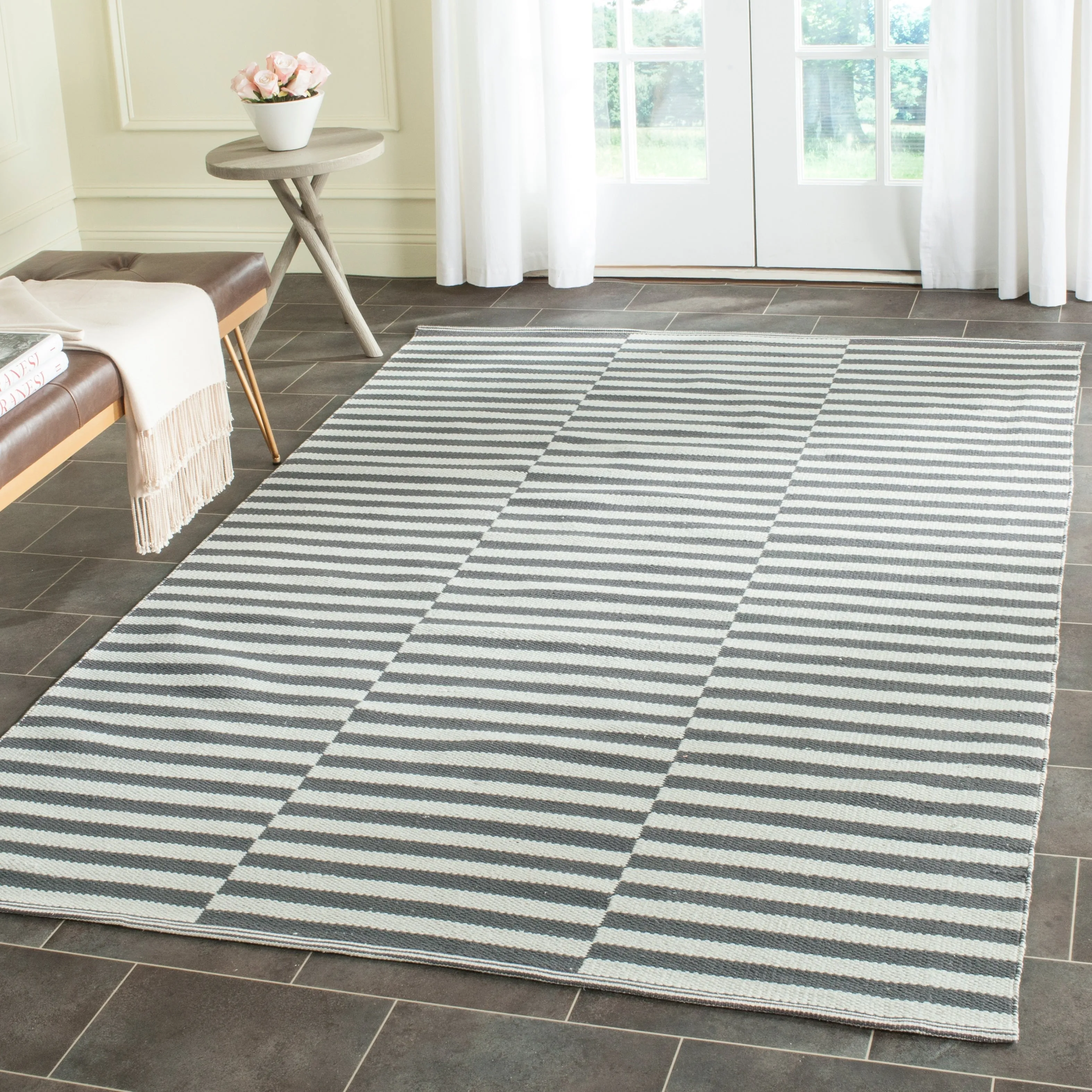 SAFAVIEH Handmade Flatweave Montauk Helena Casual Cotton Rug