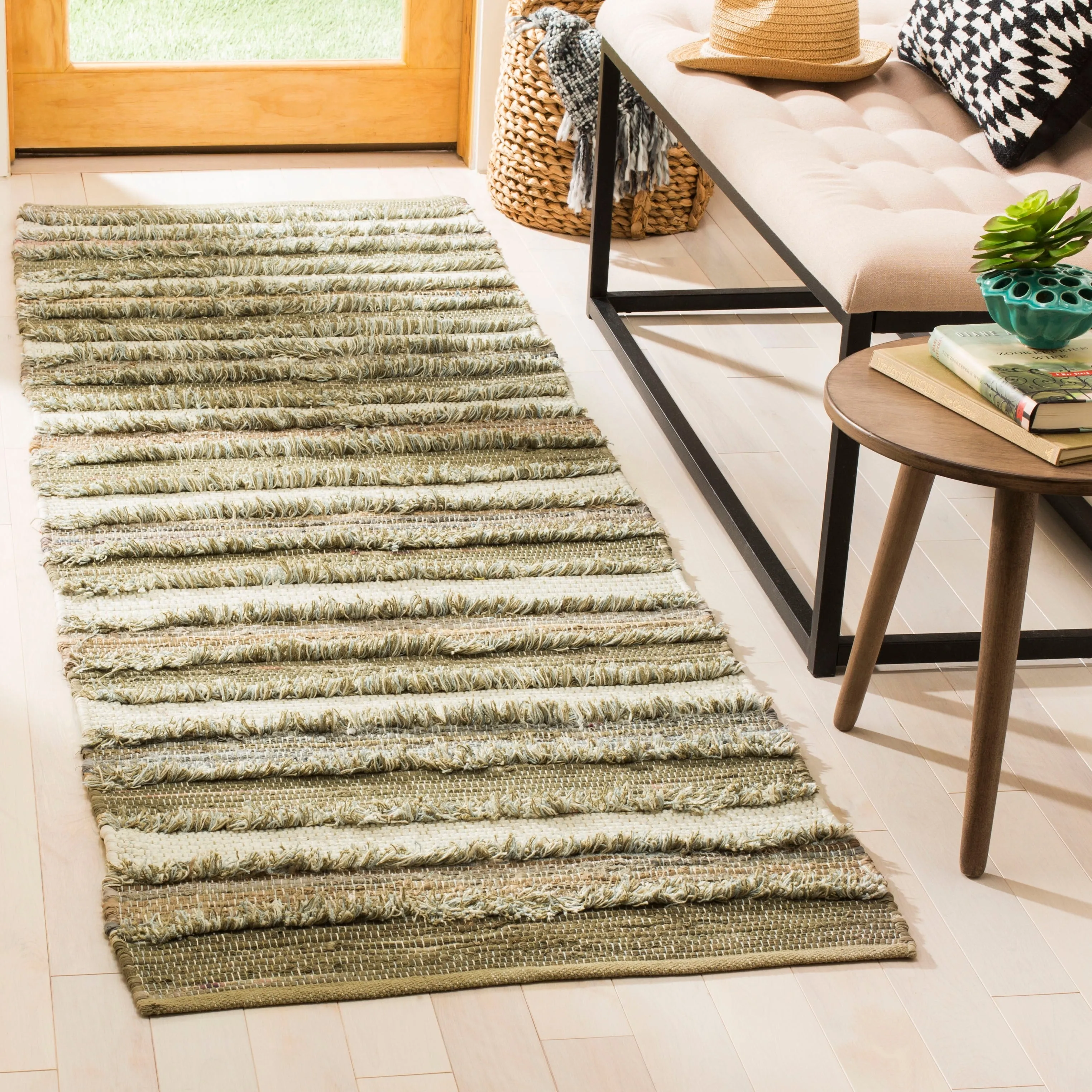 SAFAVIEH Handmade Flatweave Montauk Mridalini Casual Cotton Rug